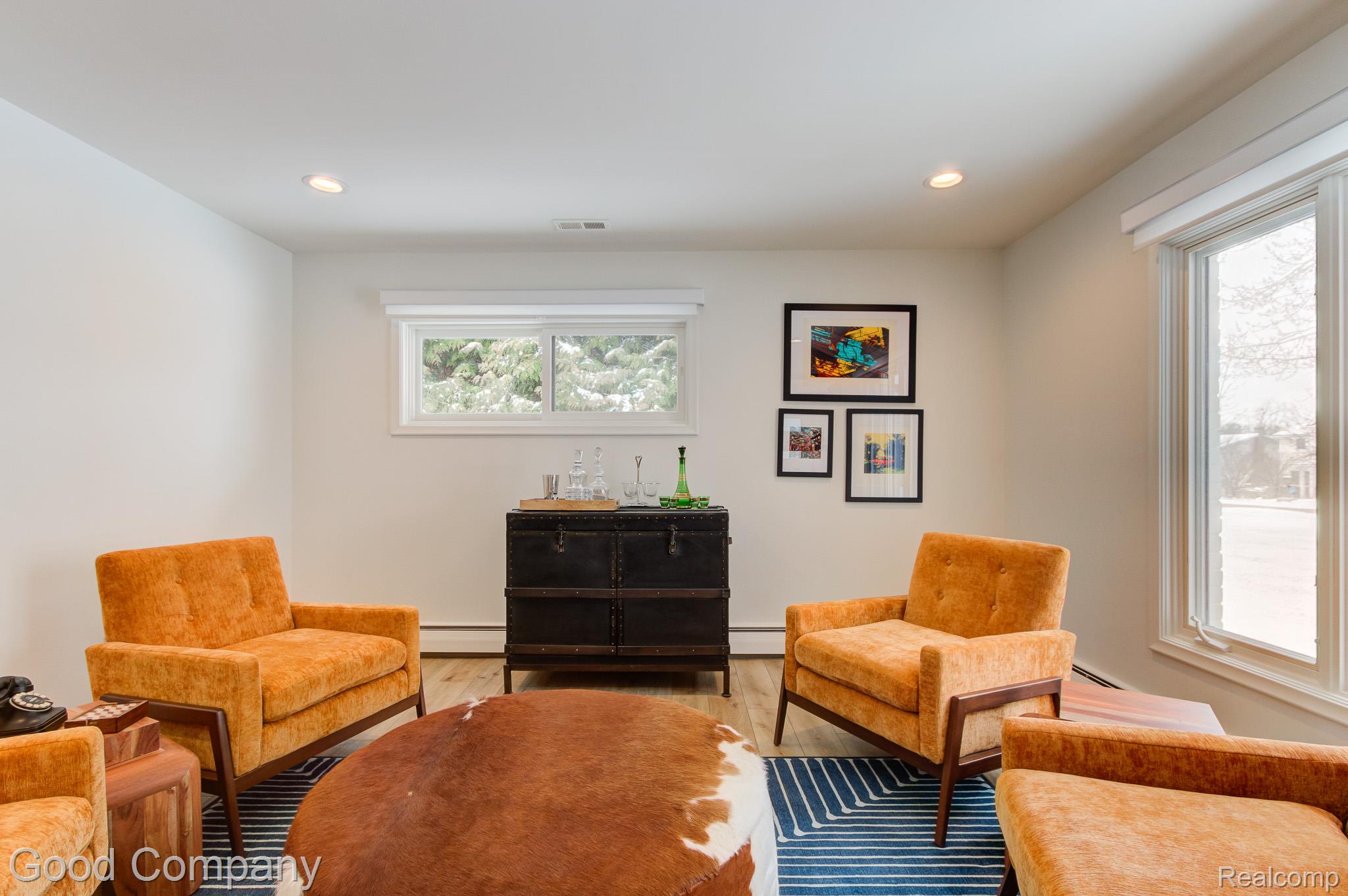 805 N Pemberton Road
