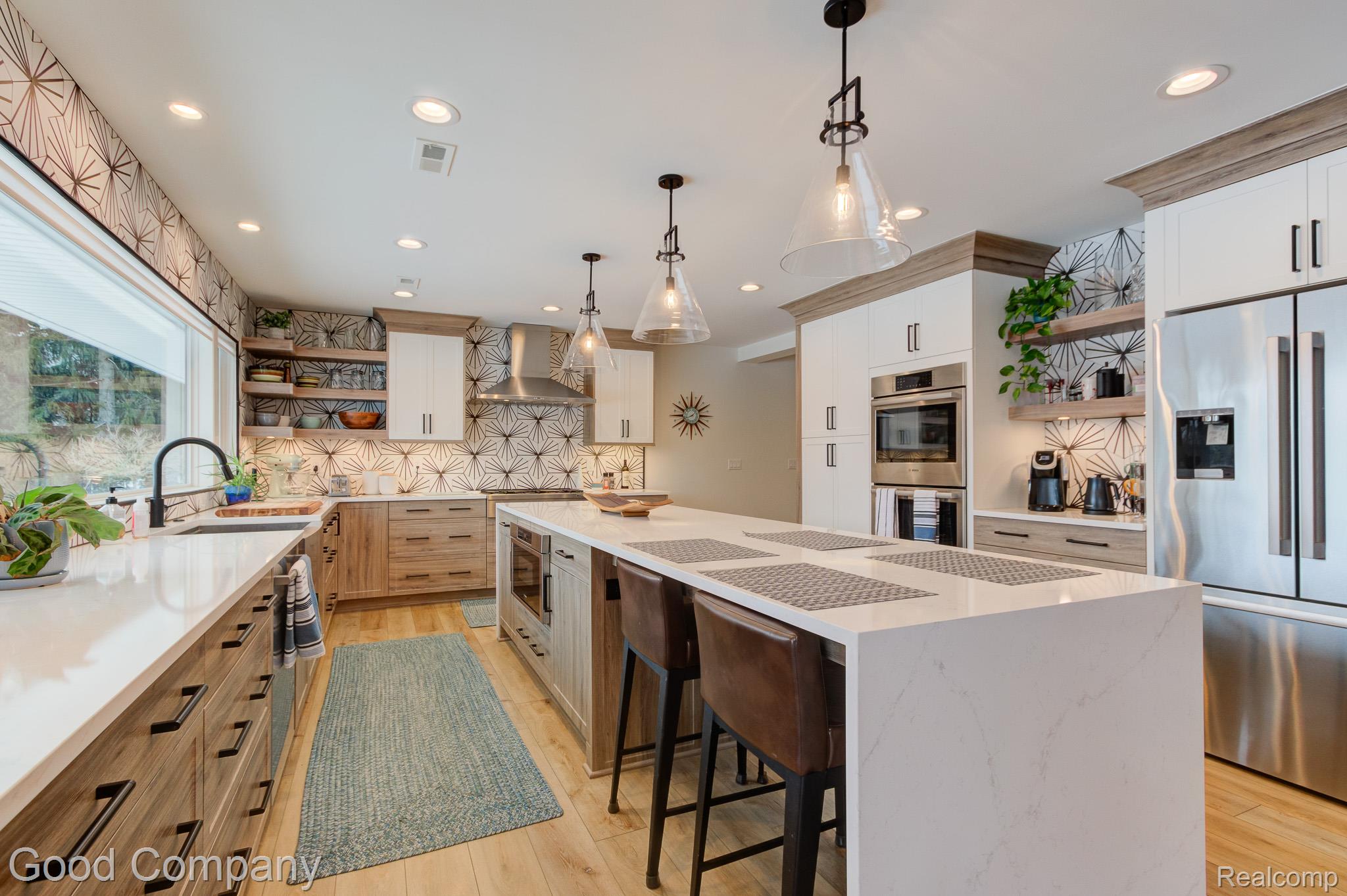 805 N Pemberton Road