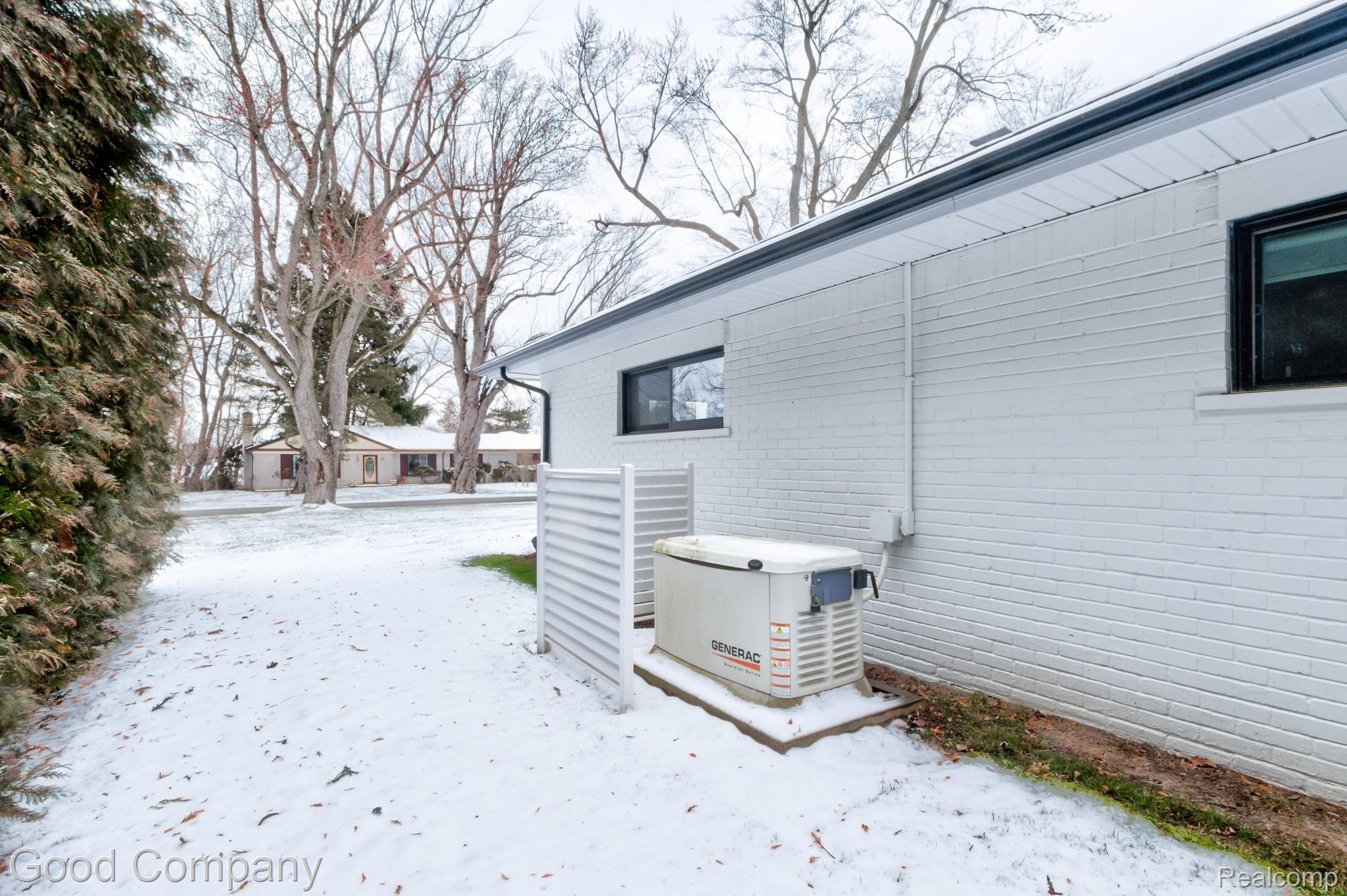 805 N Pemberton Road