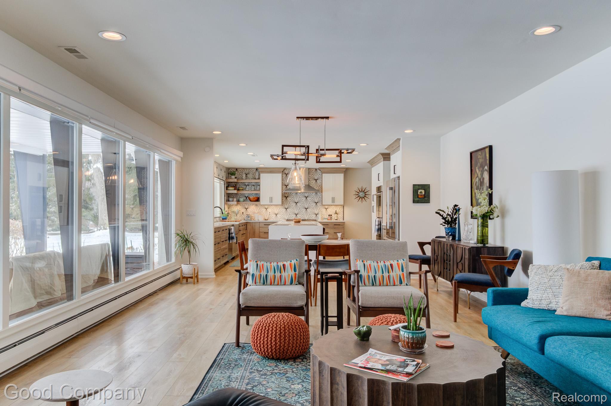 805 N Pemberton Road