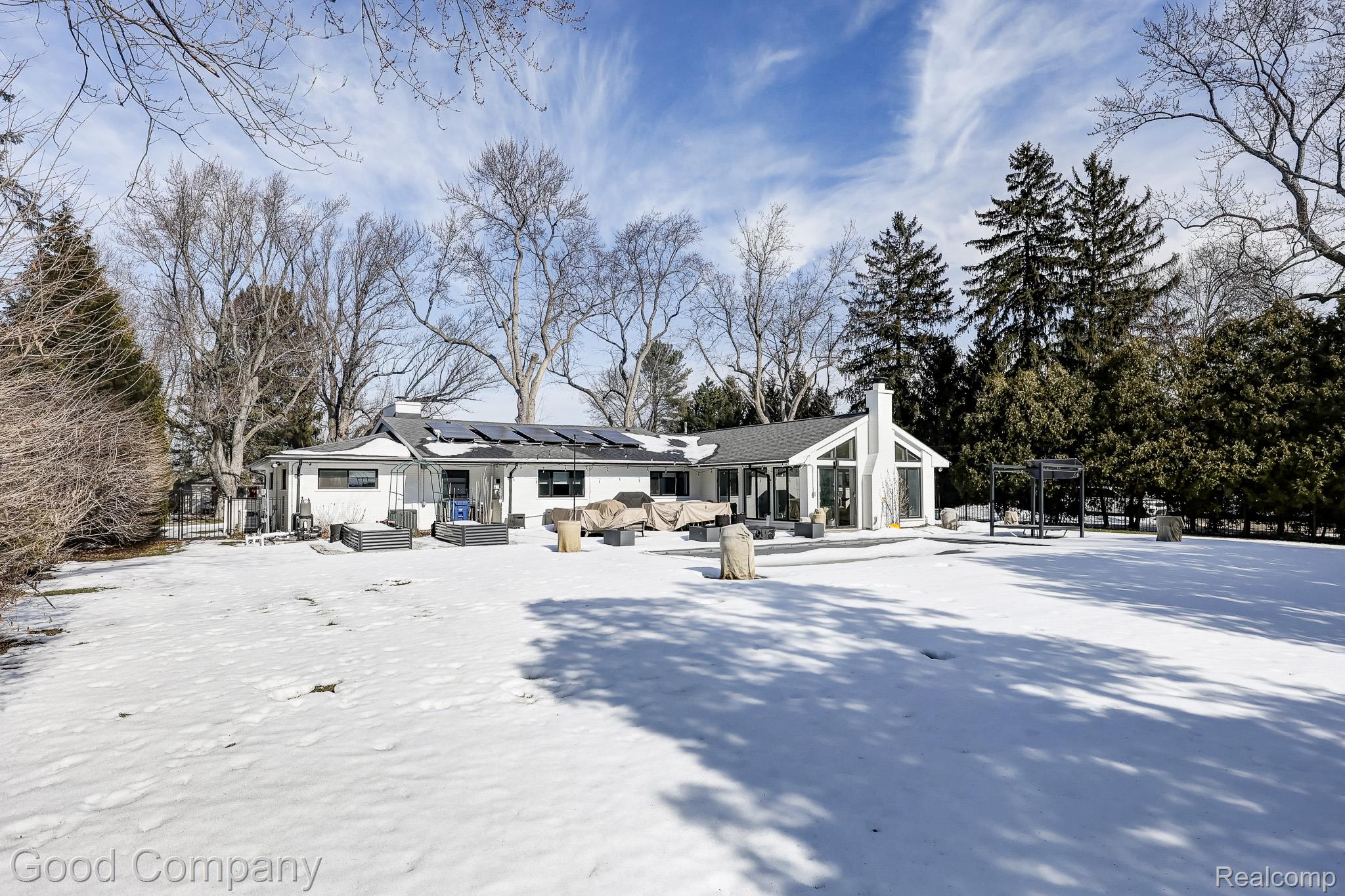 805 N Pemberton Road