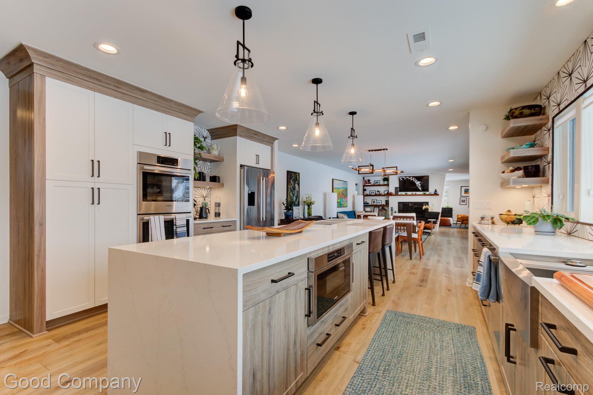 805 N Pemberton Road