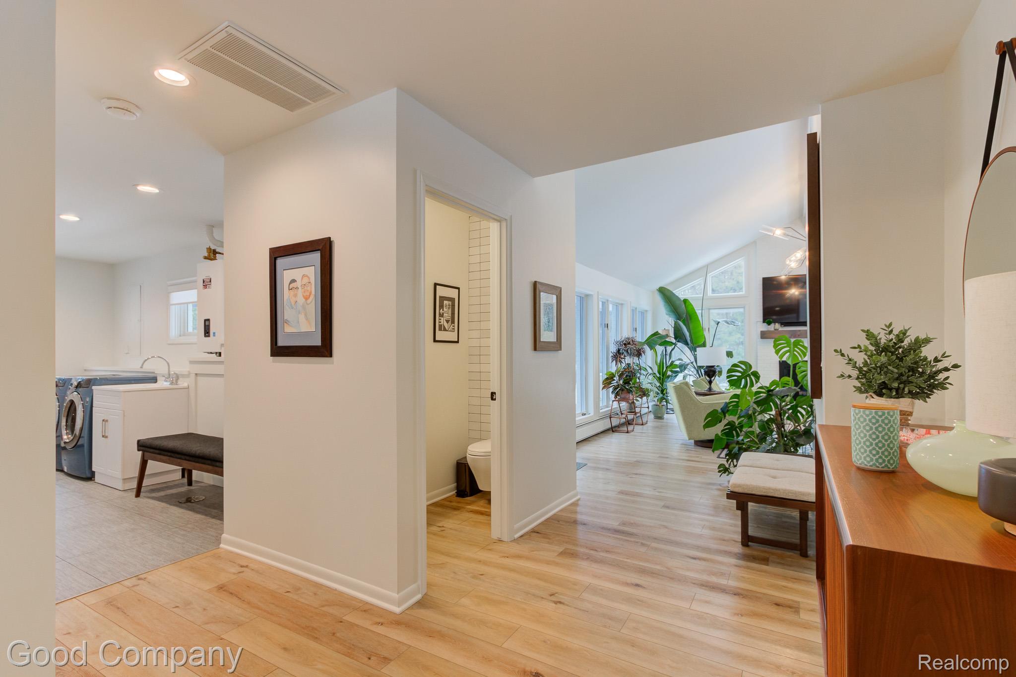 805 N Pemberton Road