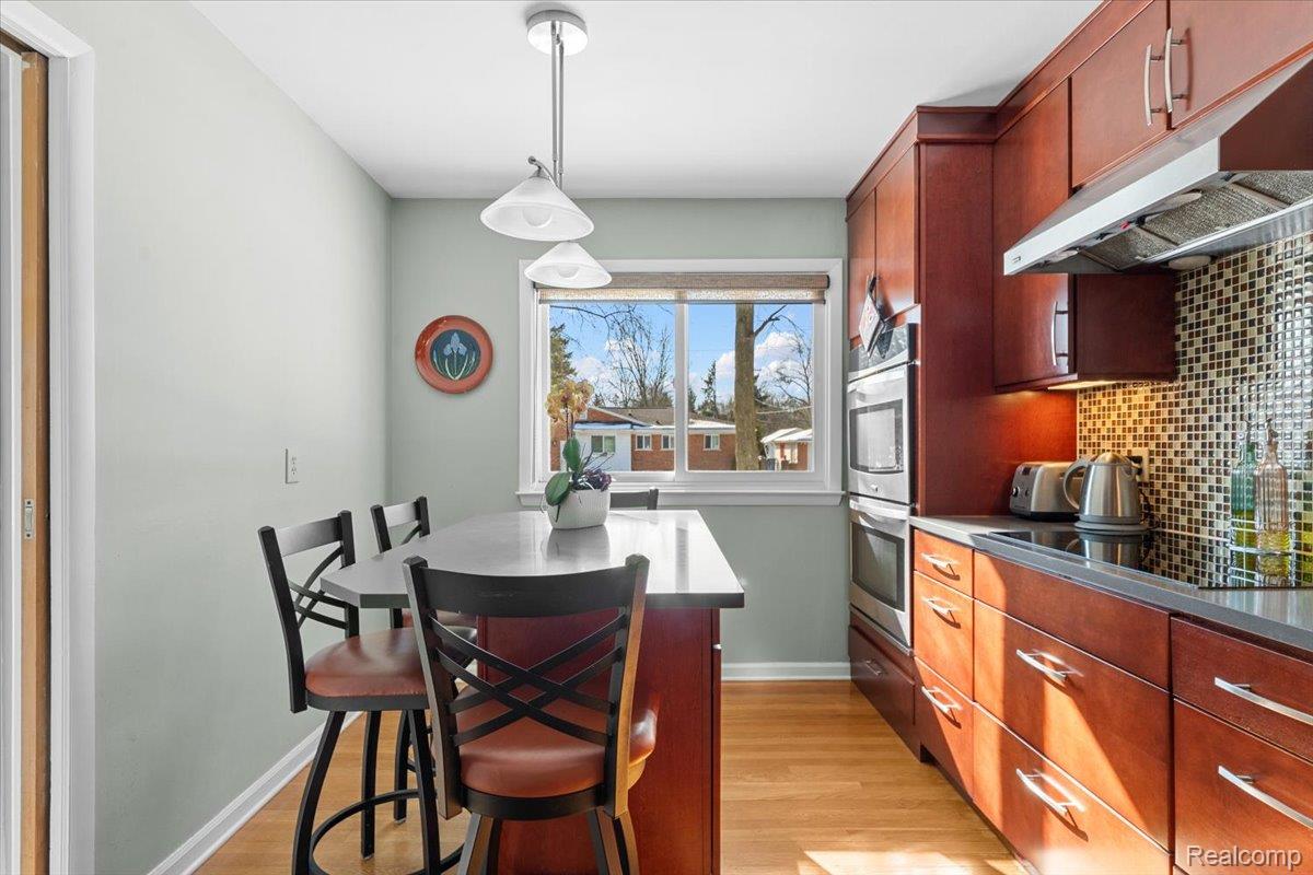 580 S Cranbrook Road