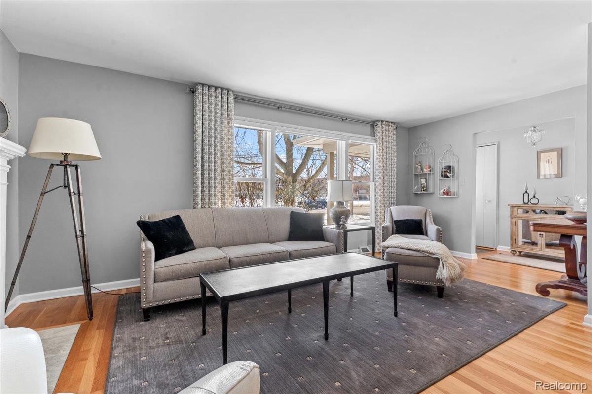 580 S Cranbrook Road