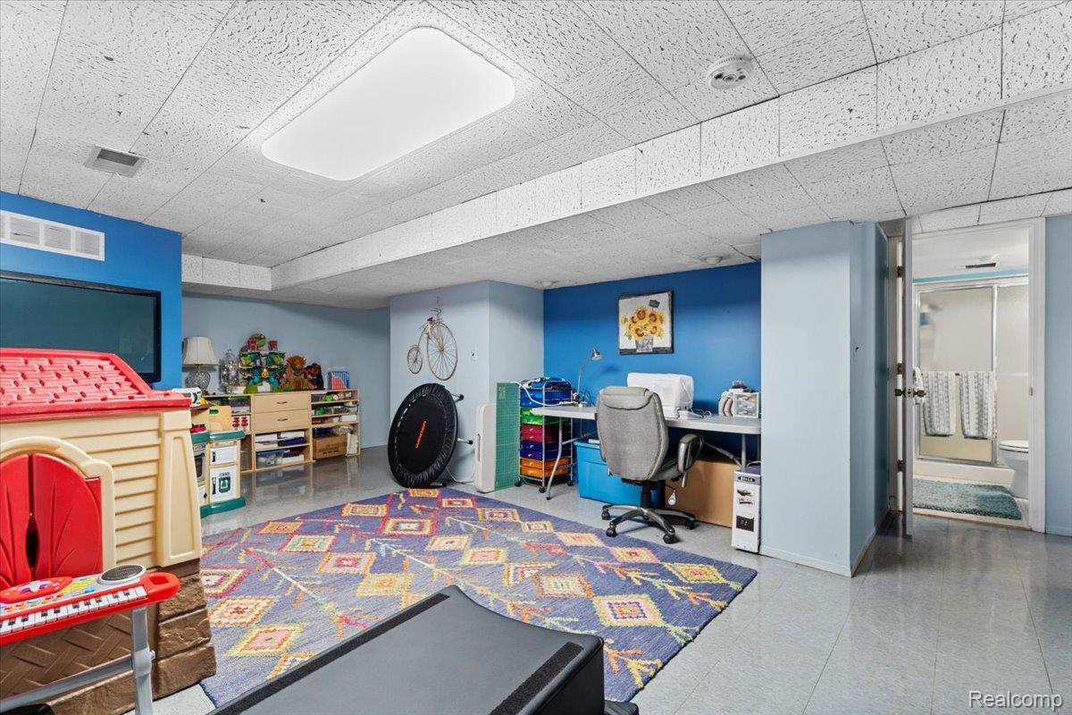 580 S Cranbrook Road