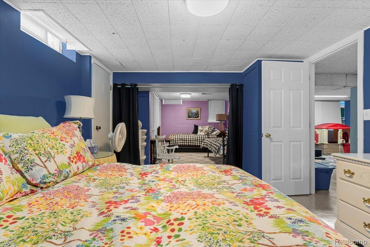 580 S Cranbrook Road