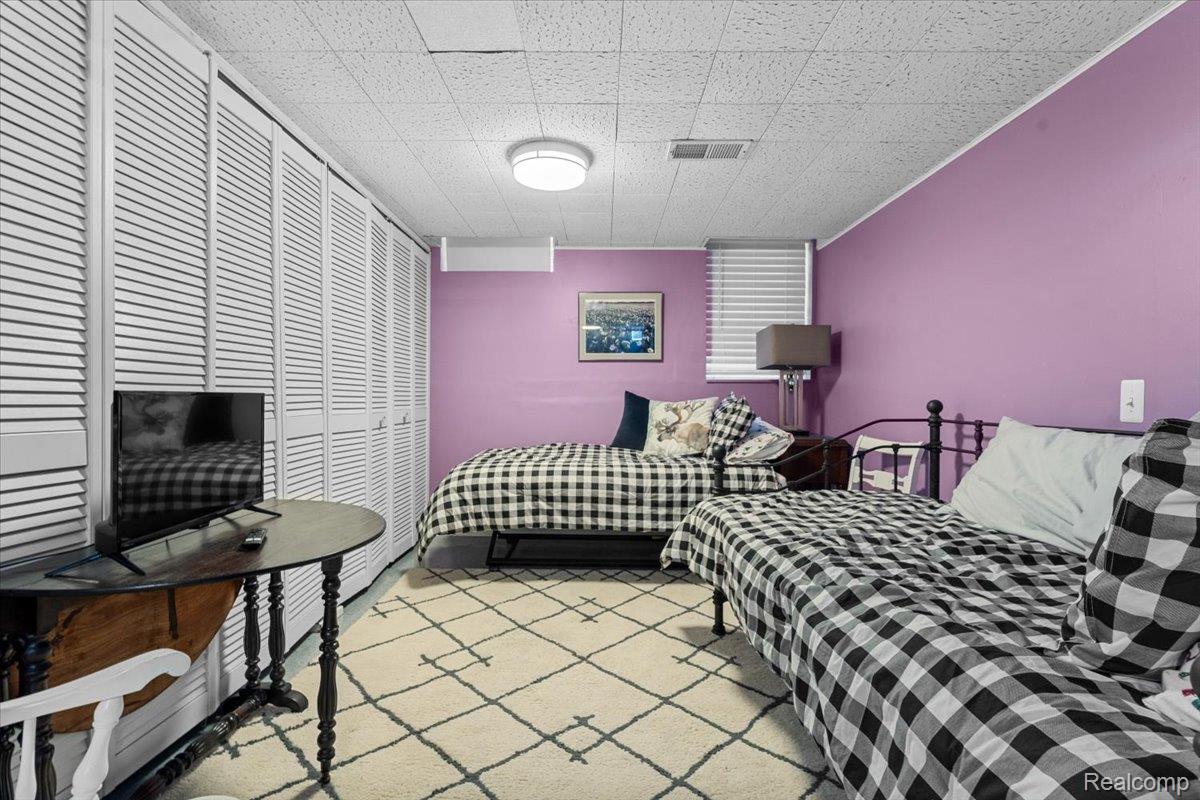 580 S Cranbrook Road