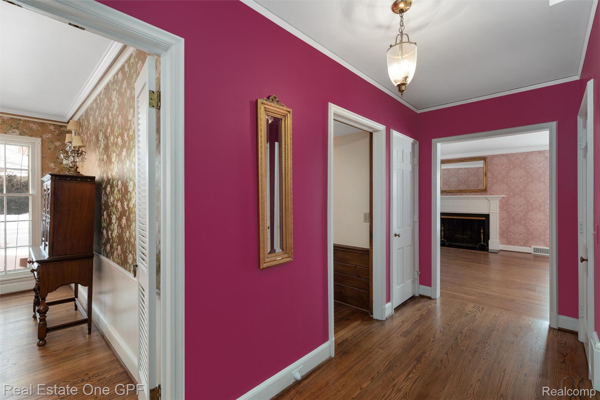 636 Middlesex Road