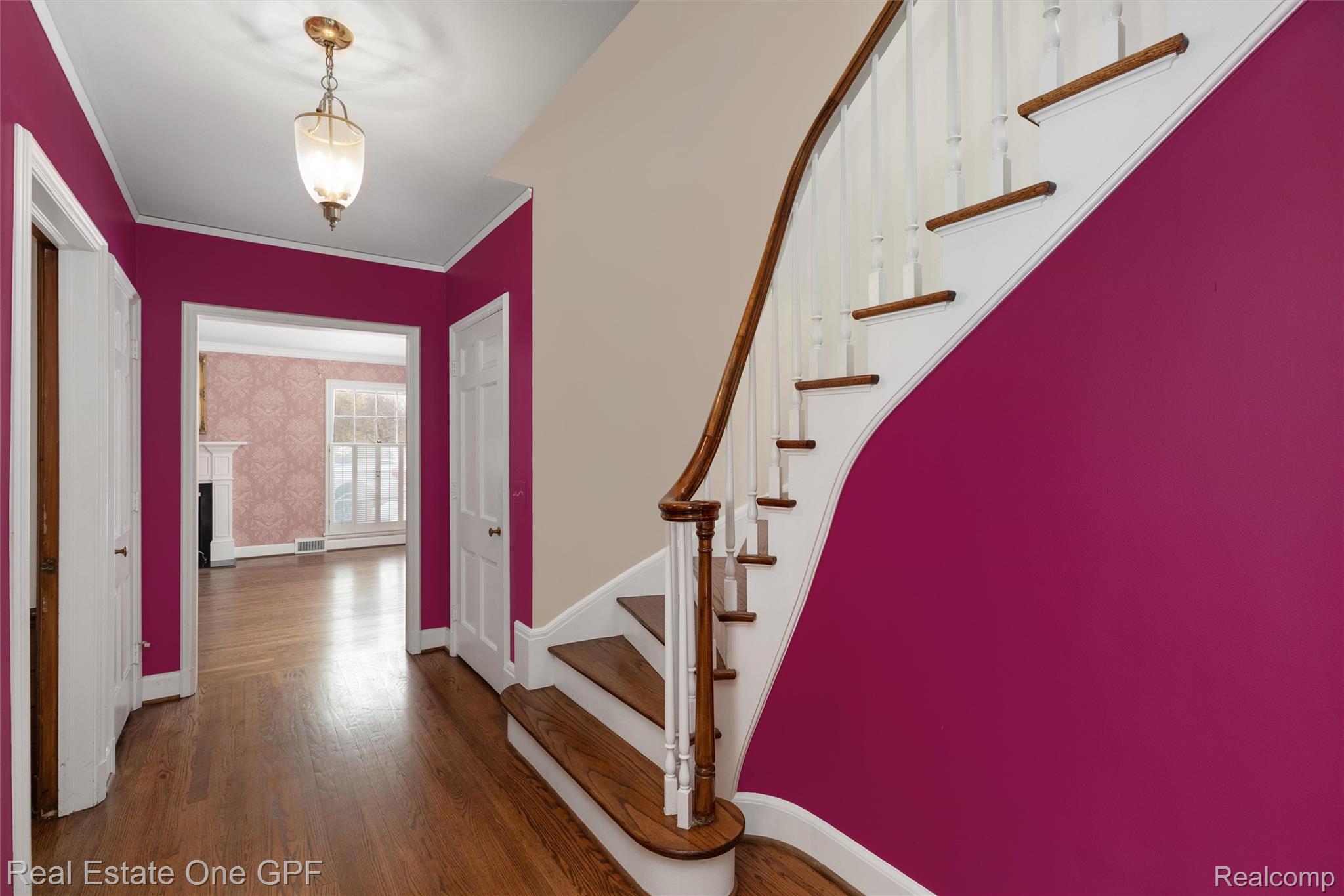 636 Middlesex Road