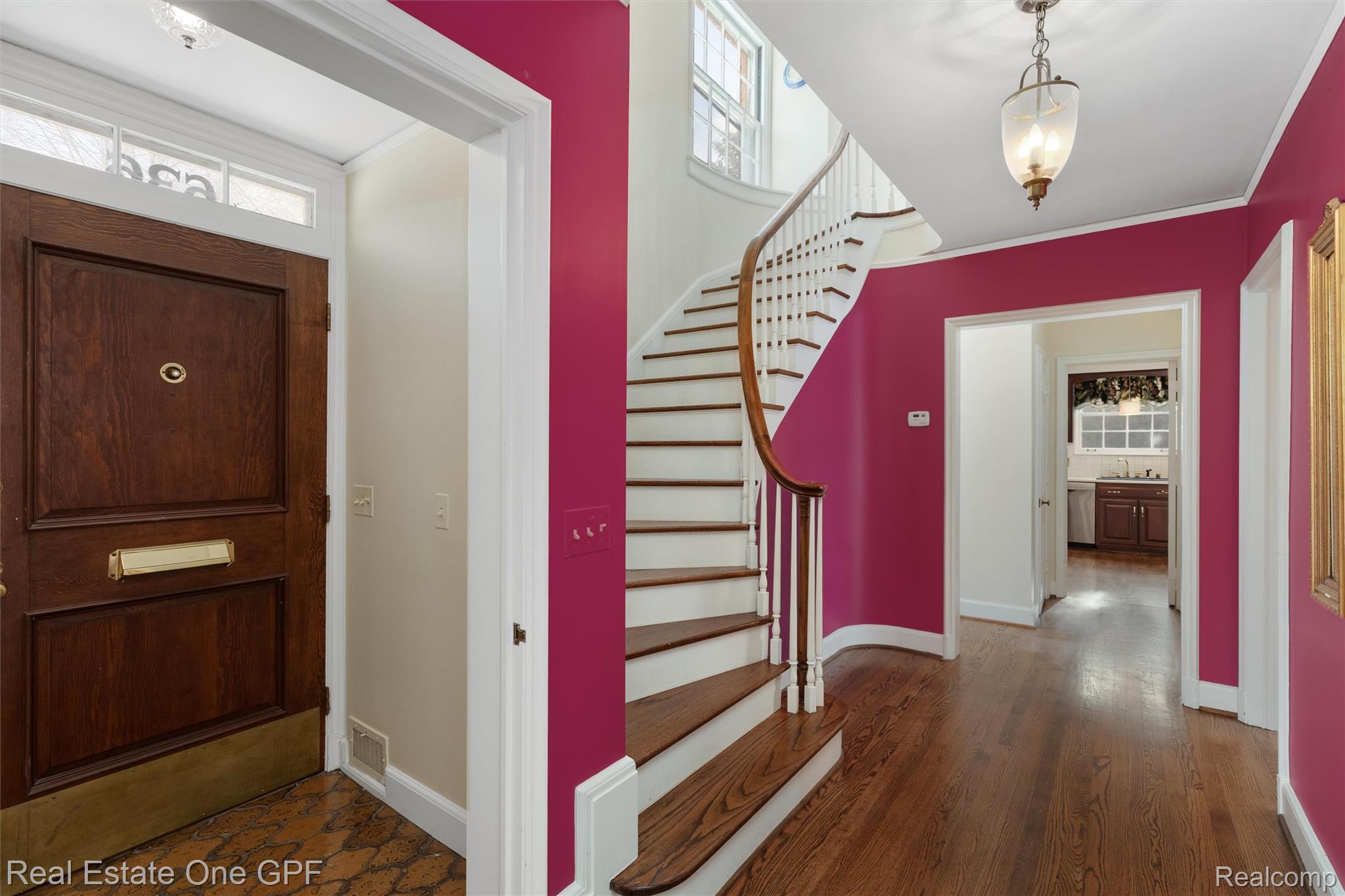 636 Middlesex Road