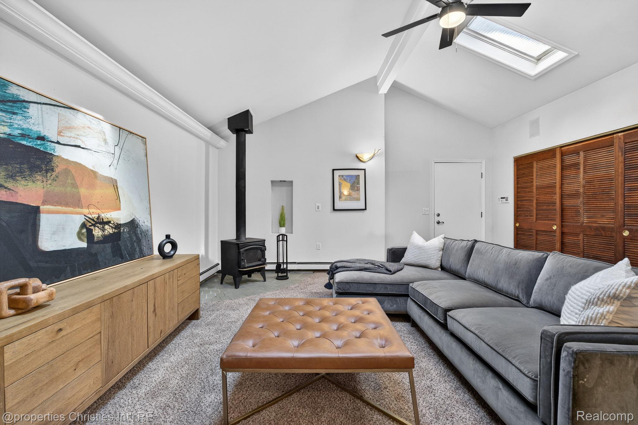 2323 Solano Drive