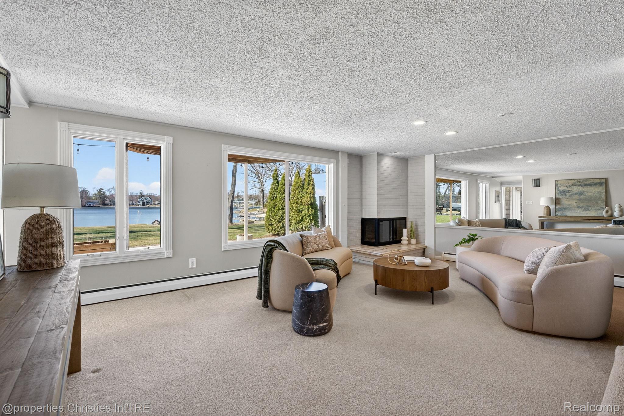2323 Solano Drive