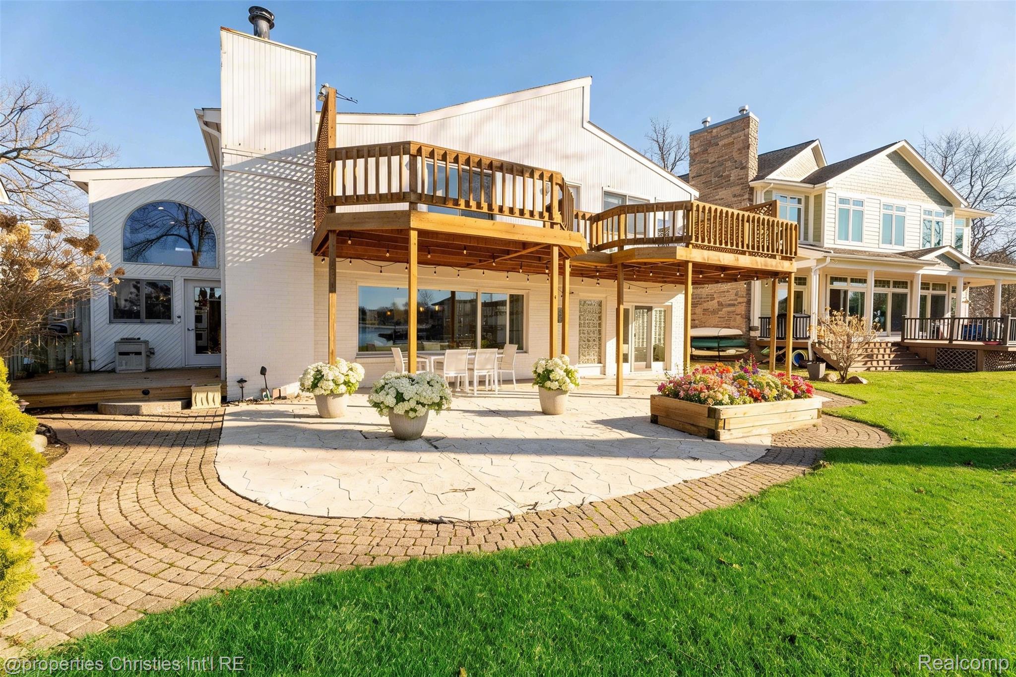 2323 Solano Drive