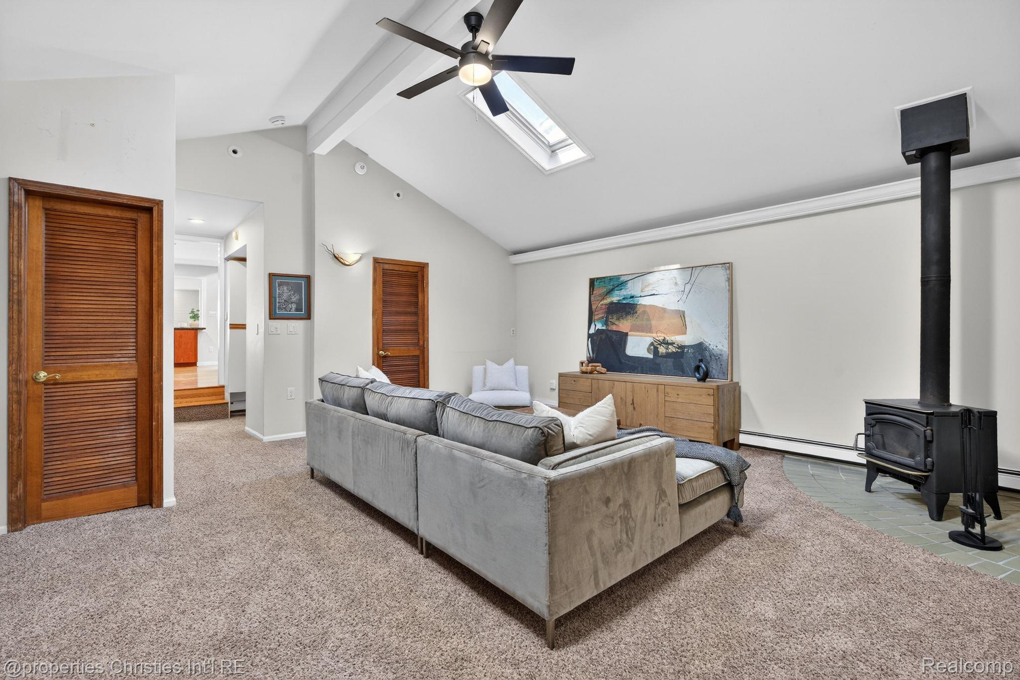 2323 Solano Drive