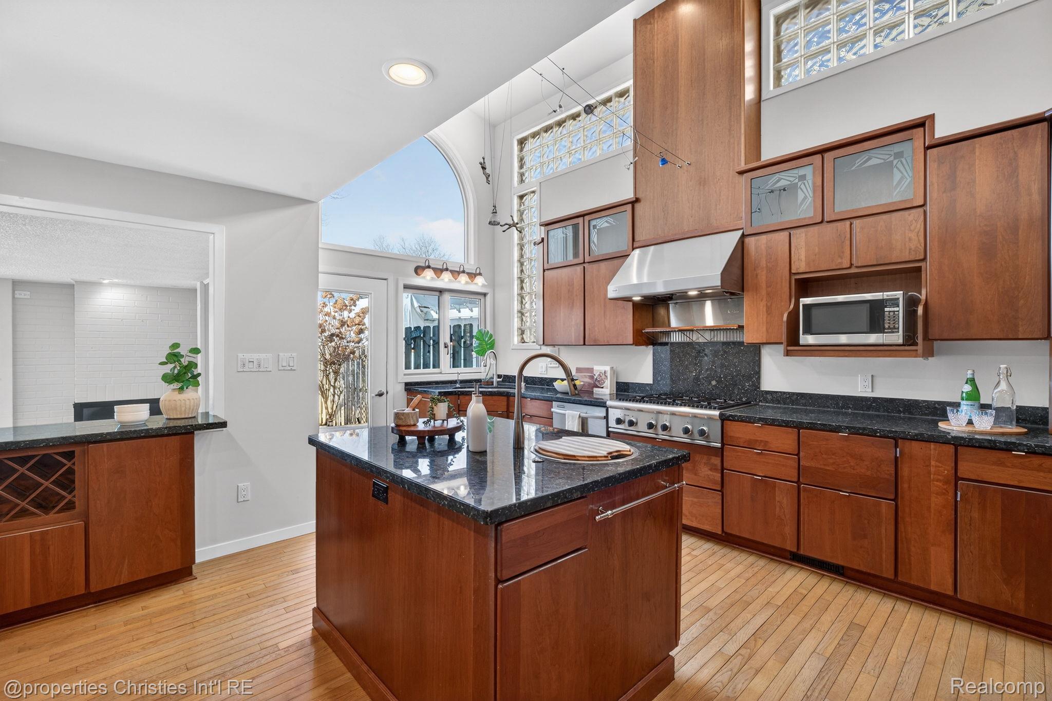 2323 Solano Drive