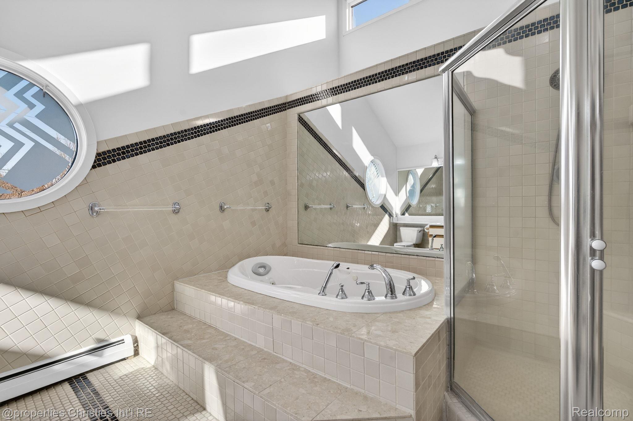 2323 Solano Drive