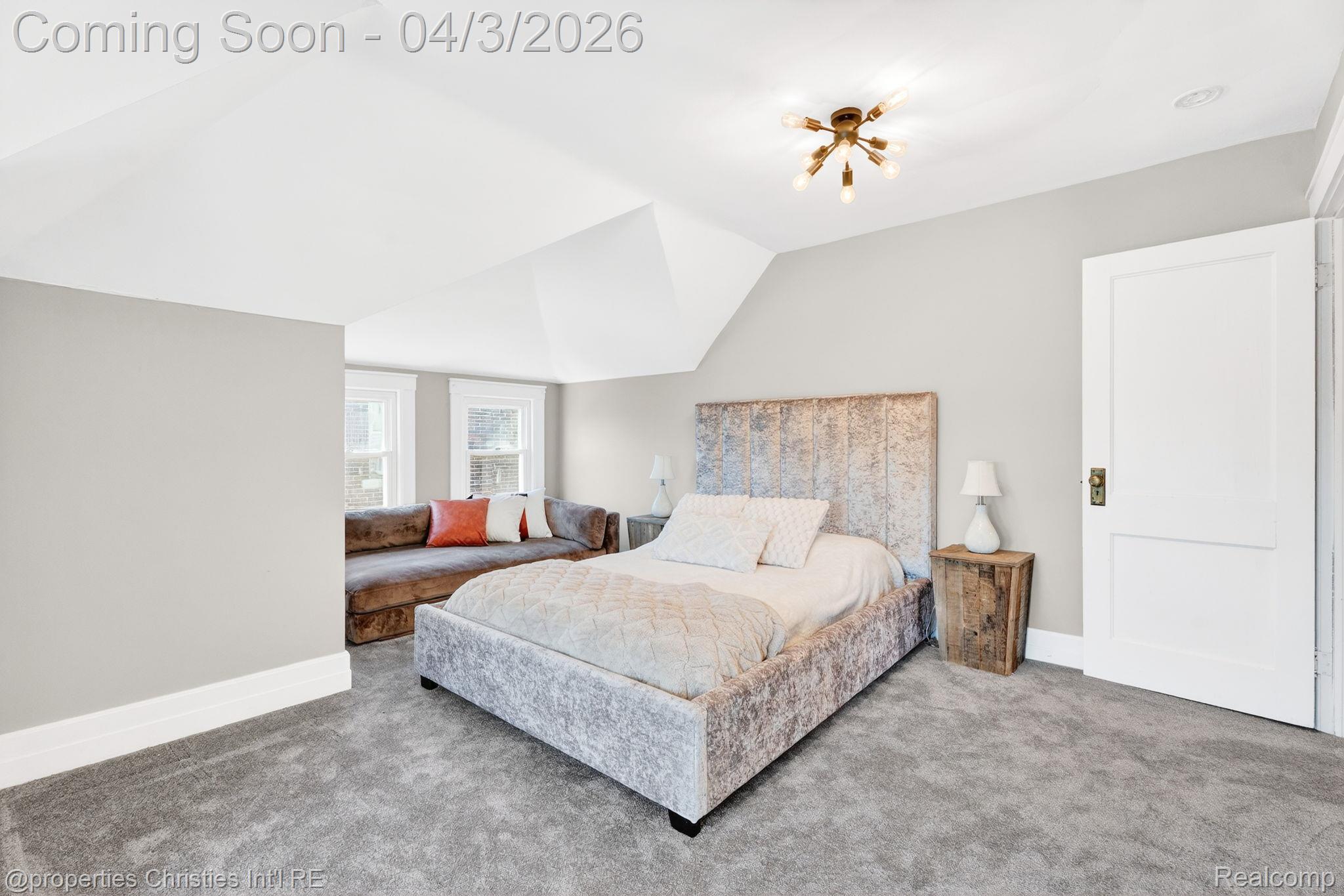 1675 Chicago Boulevard