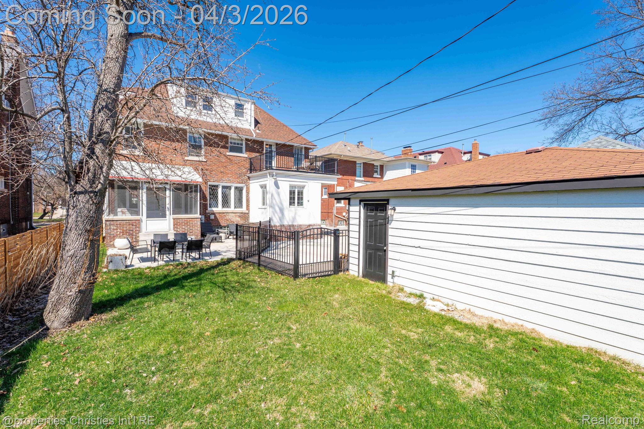 1675 Chicago Boulevard