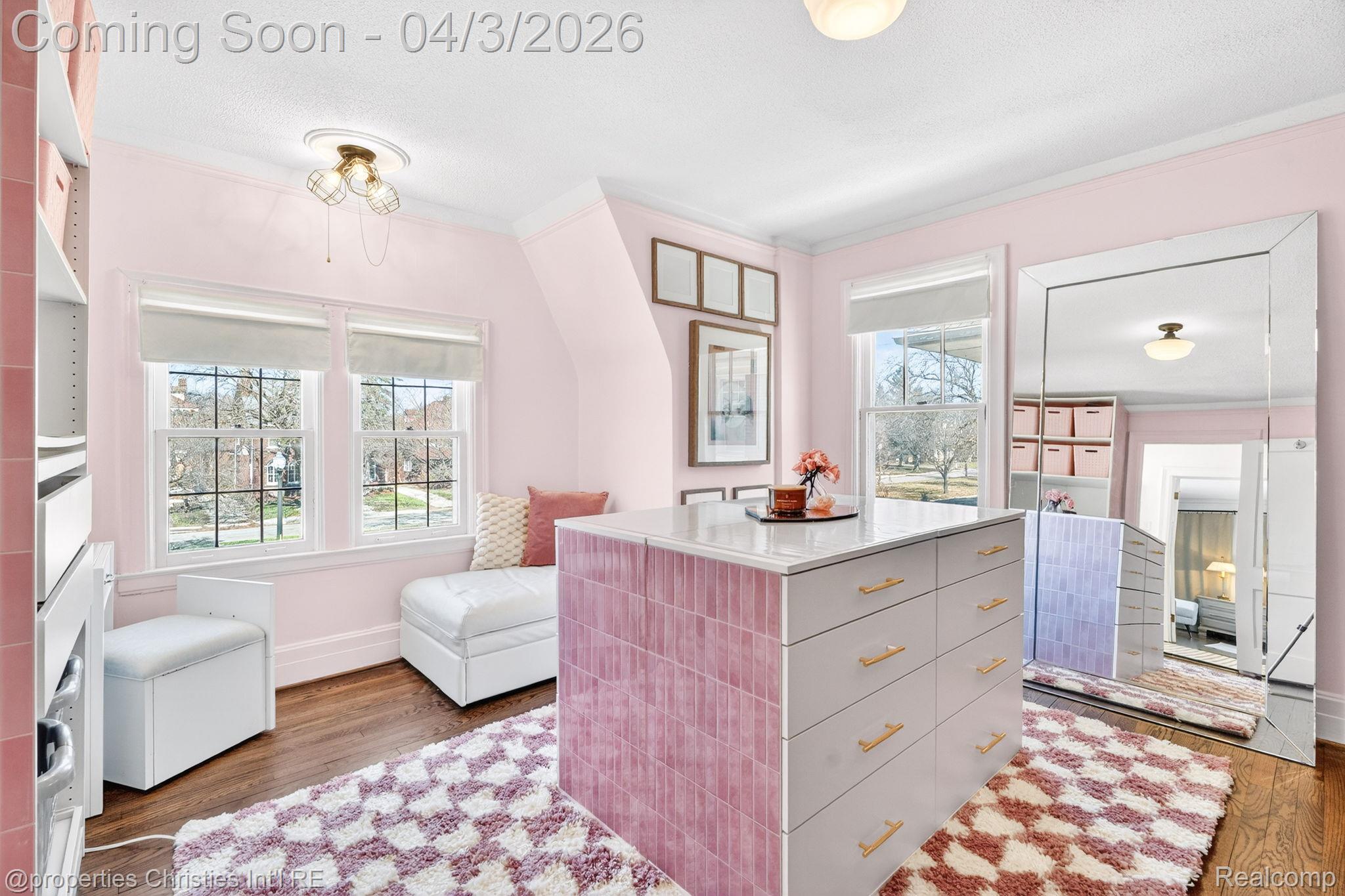 1675 Chicago Boulevard