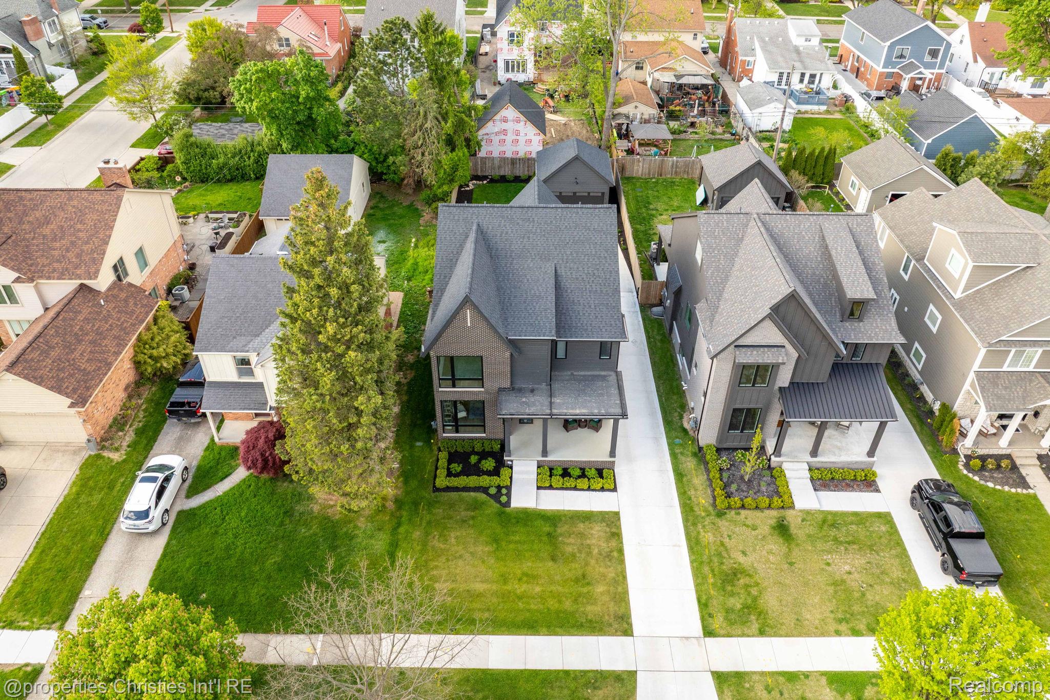 2647 Dorchester Road