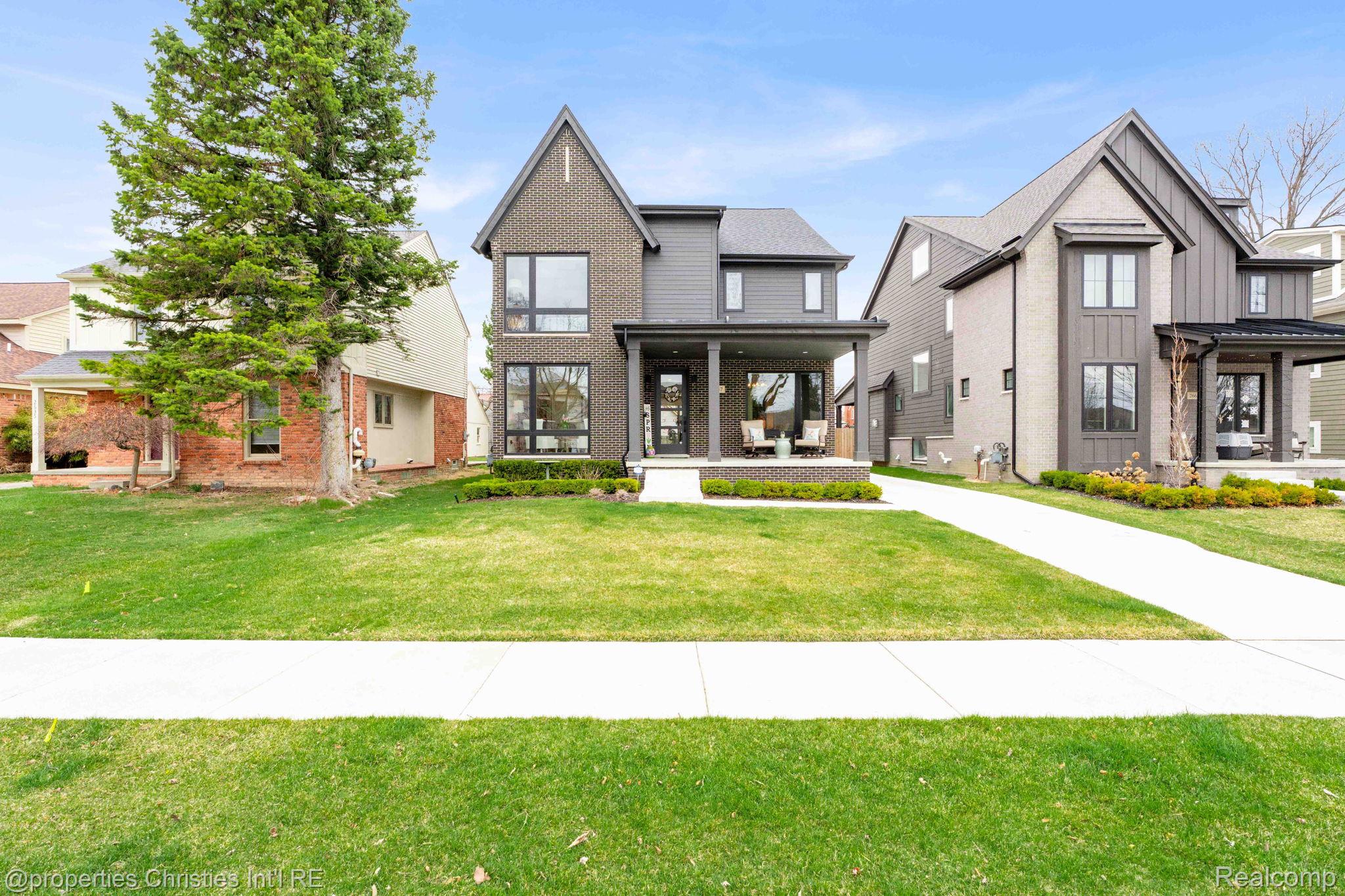 2647 Dorchester Road
