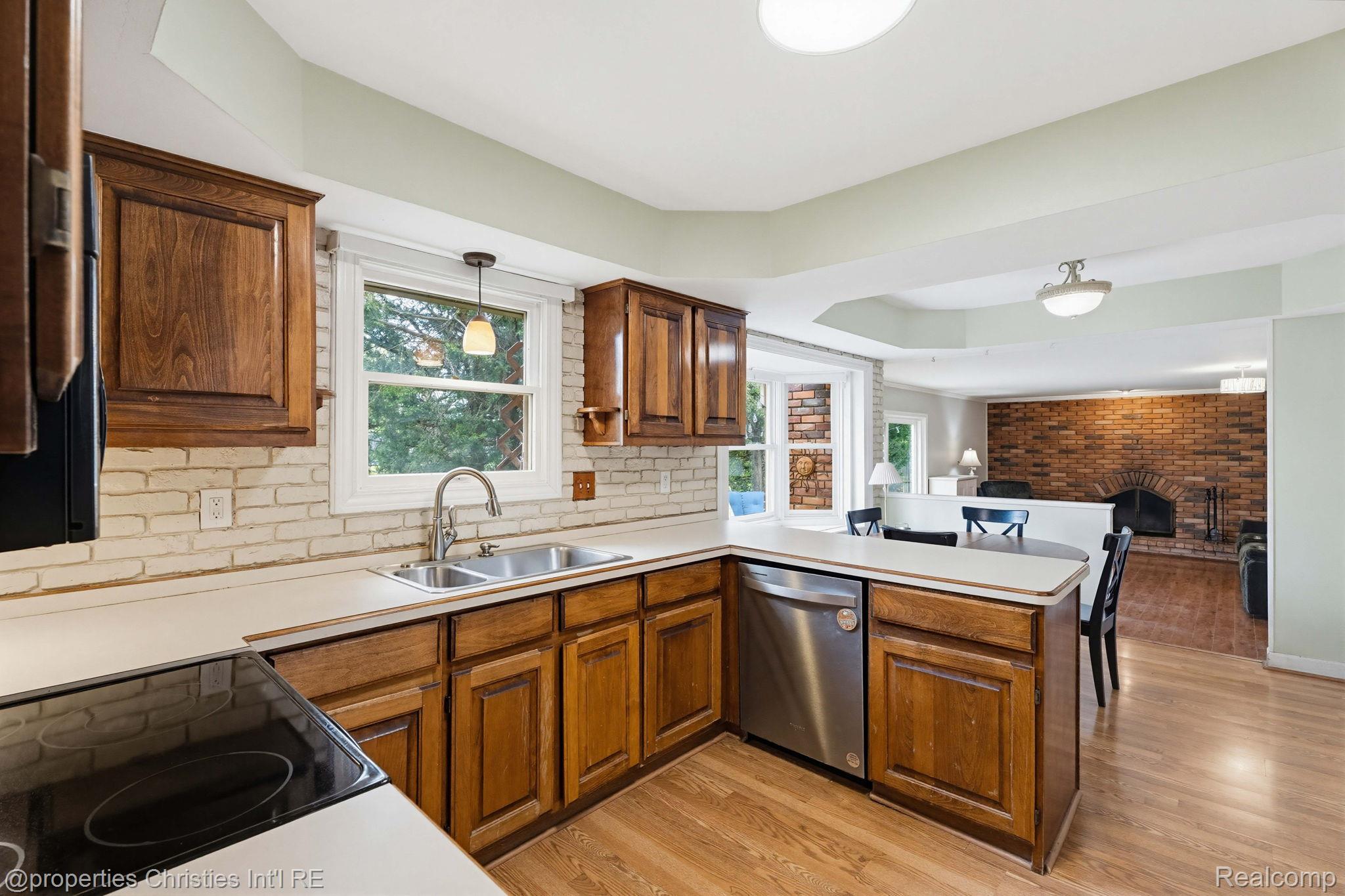 8648 Tamarack Drive