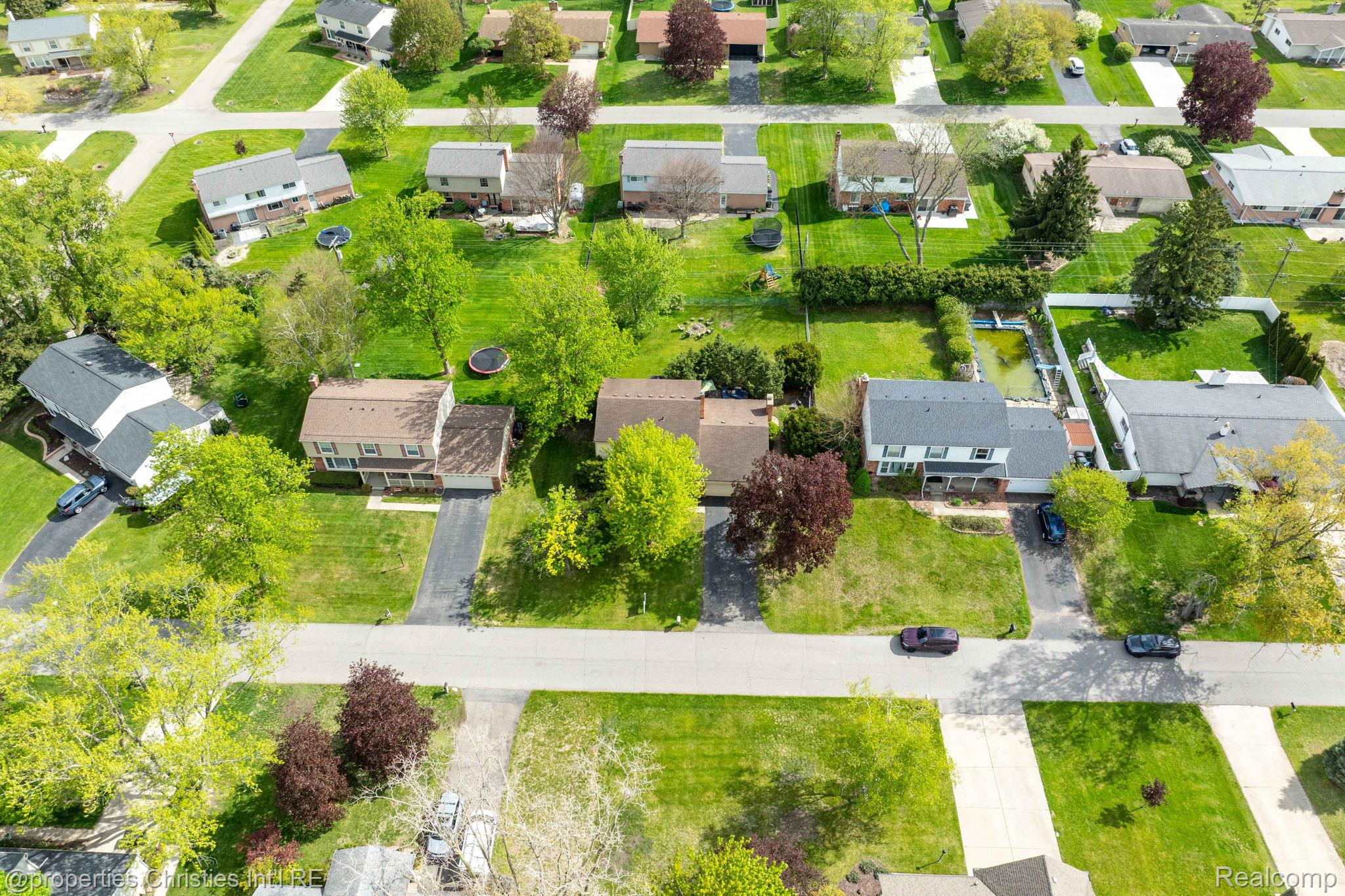 8648 Tamarack Drive