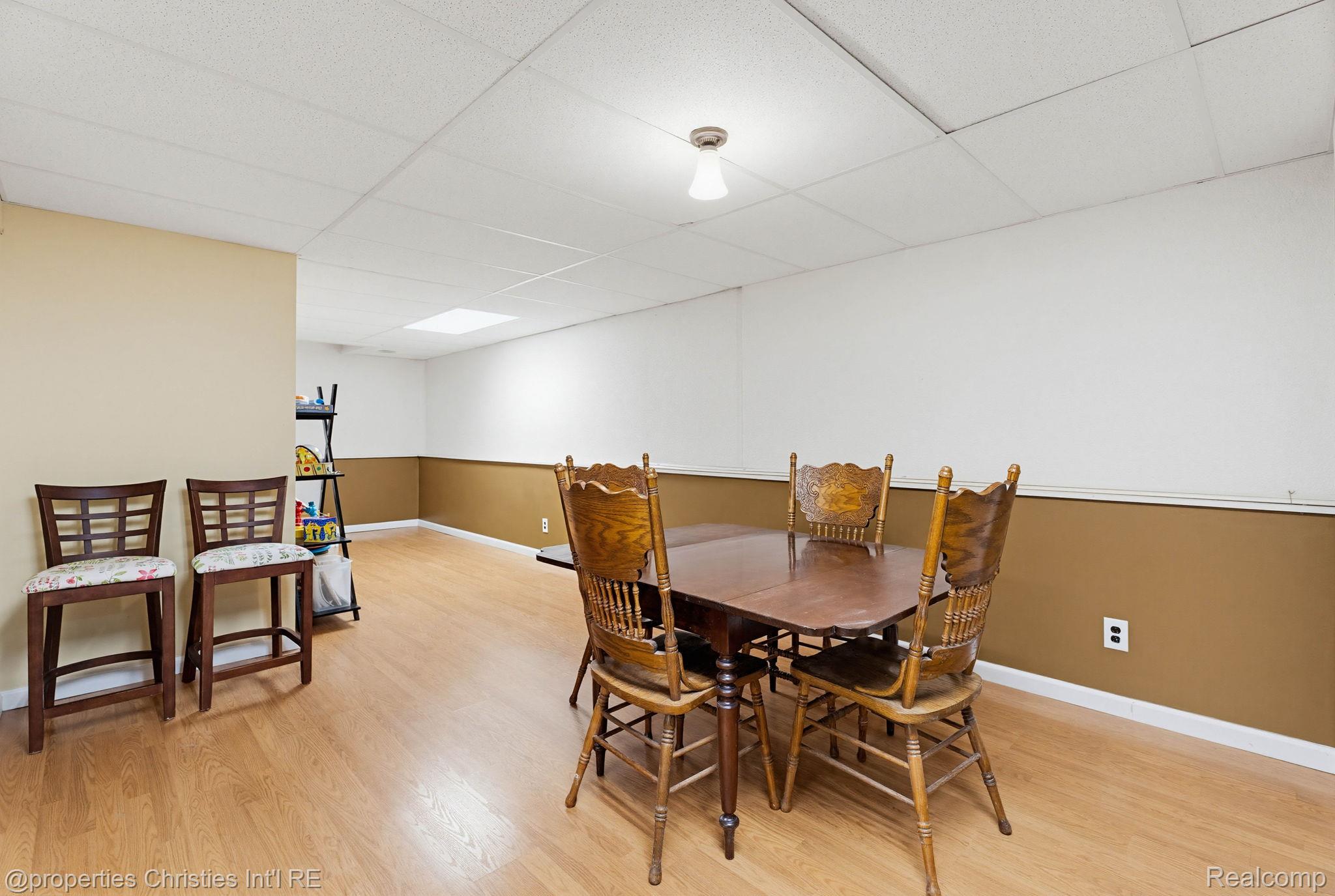 8648 Tamarack Drive