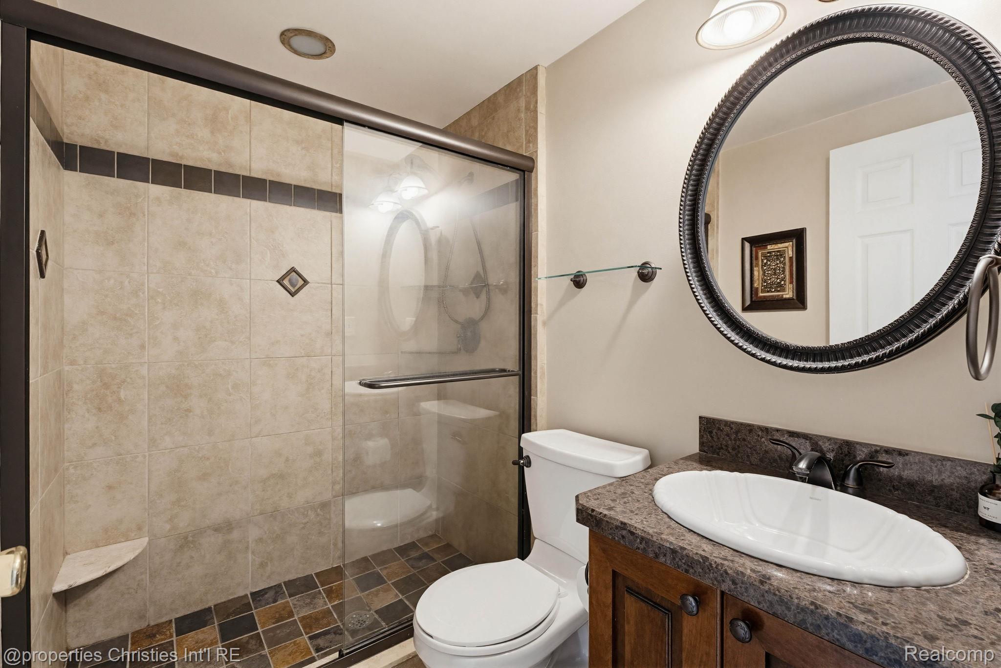 8648 Tamarack Drive