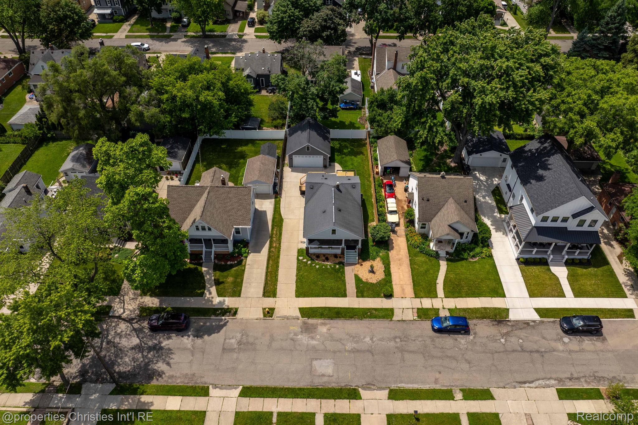 3059 Griffith Avenue