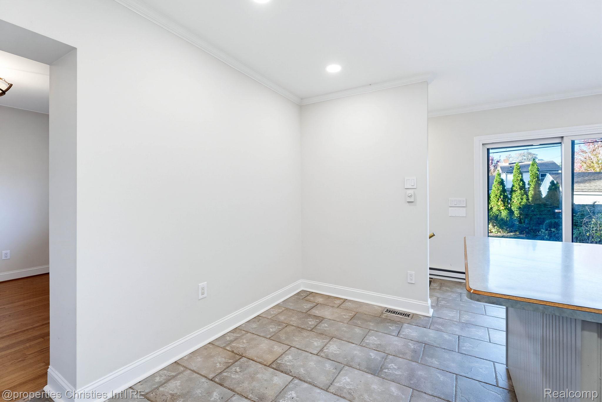 321 Fisher Court