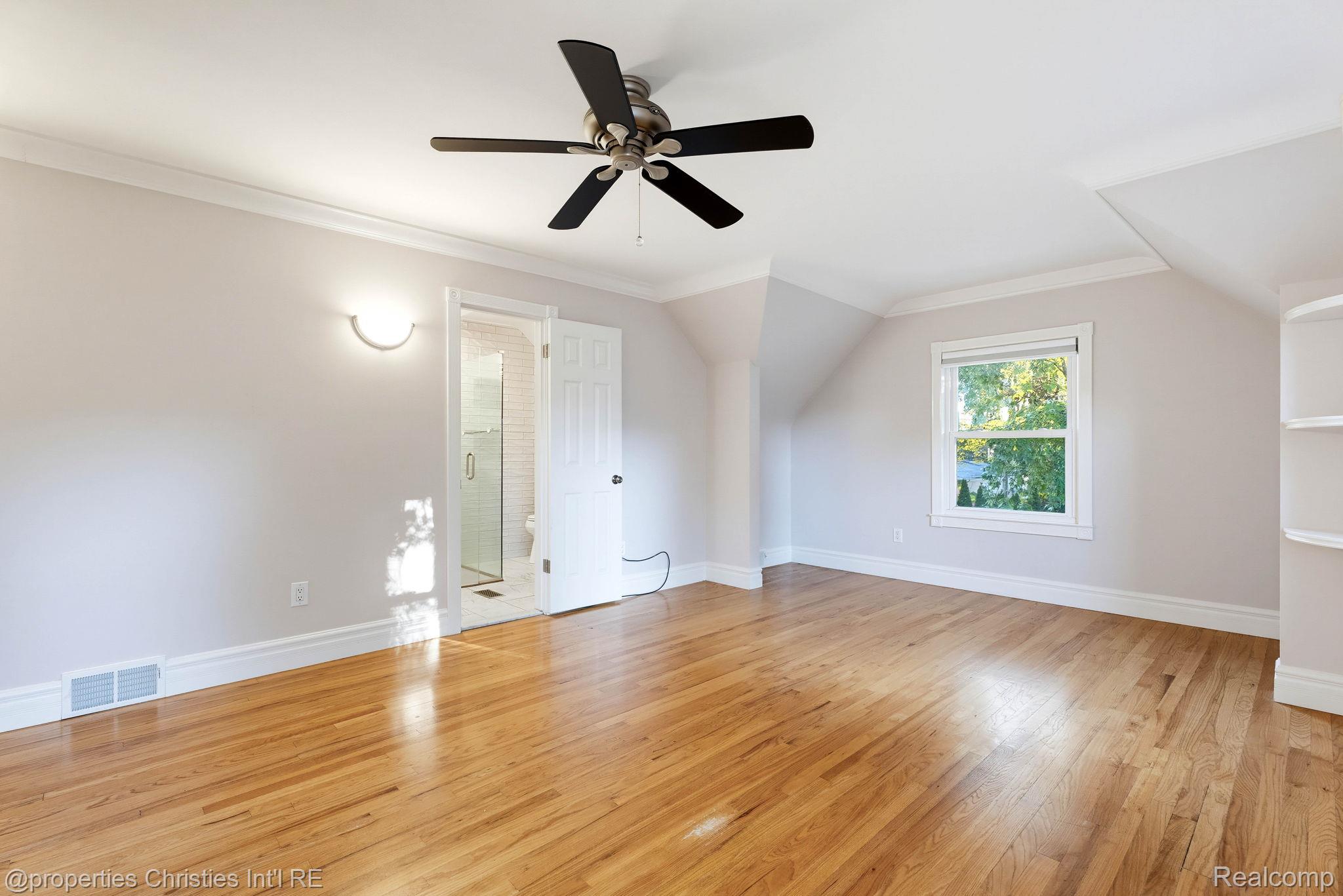 321 Fisher Court