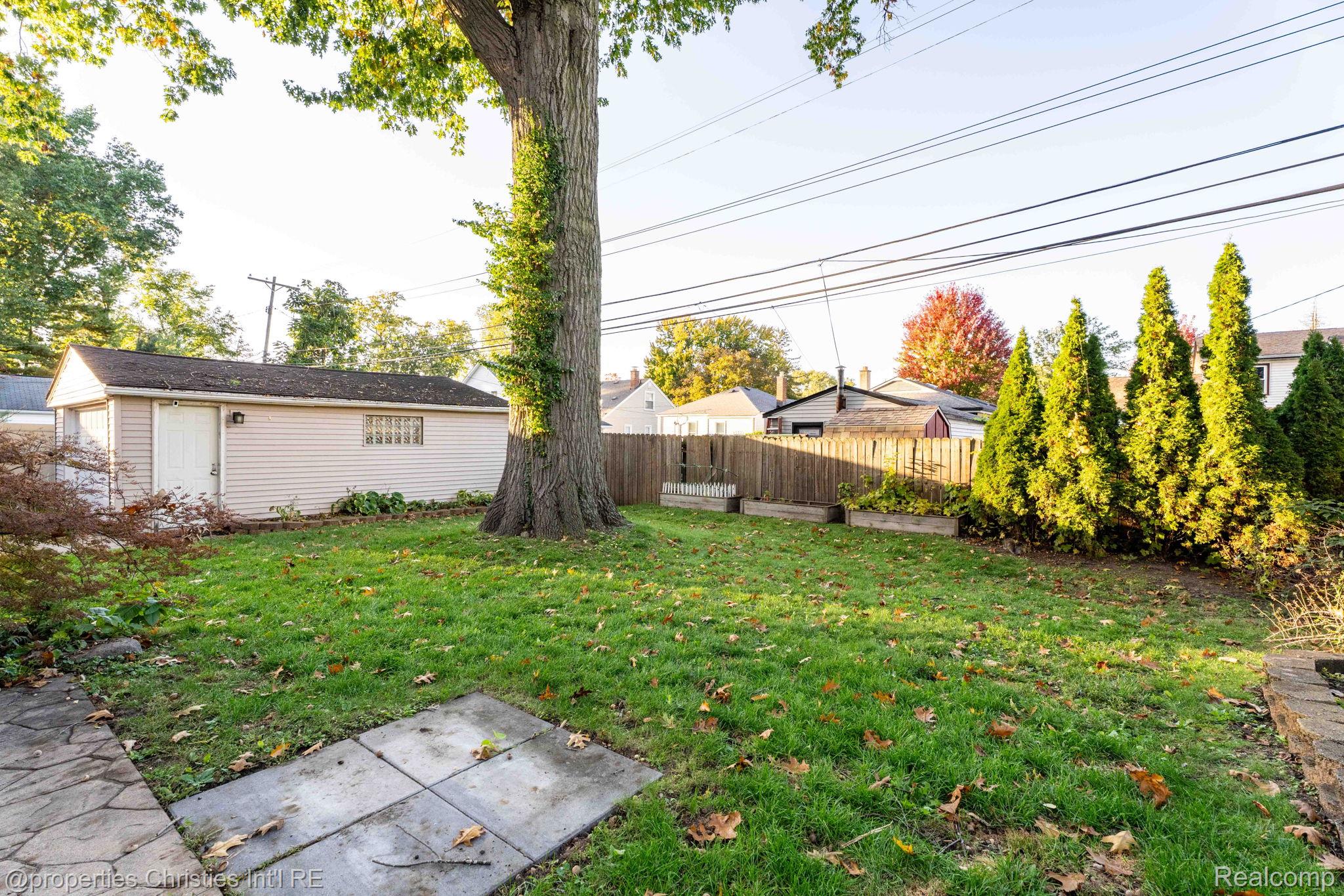 321 Fisher Court