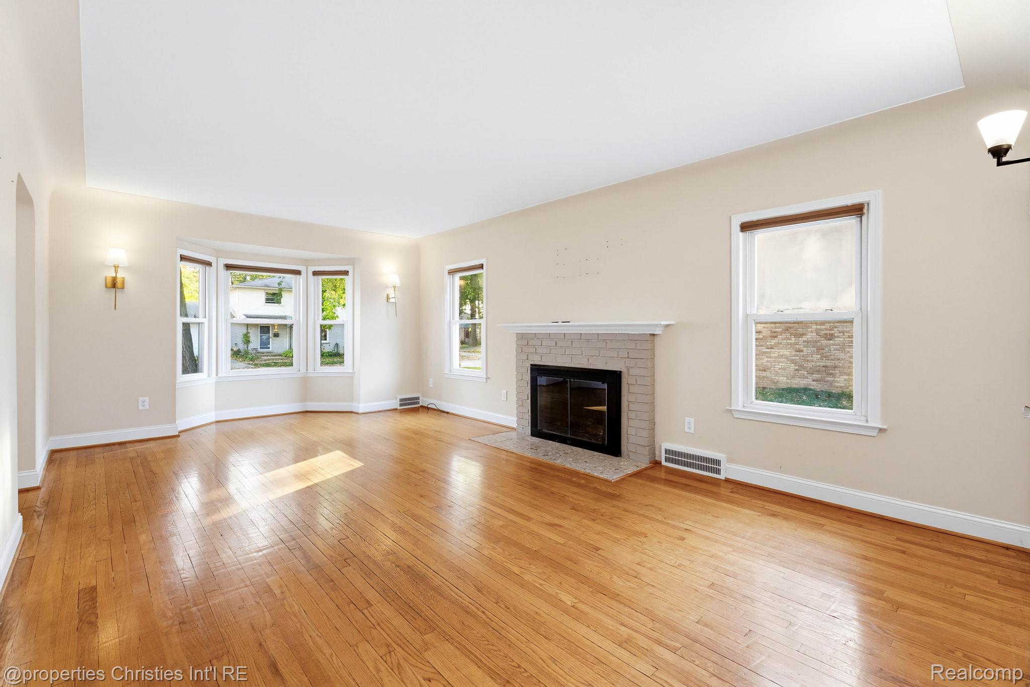 321 Fisher Court
