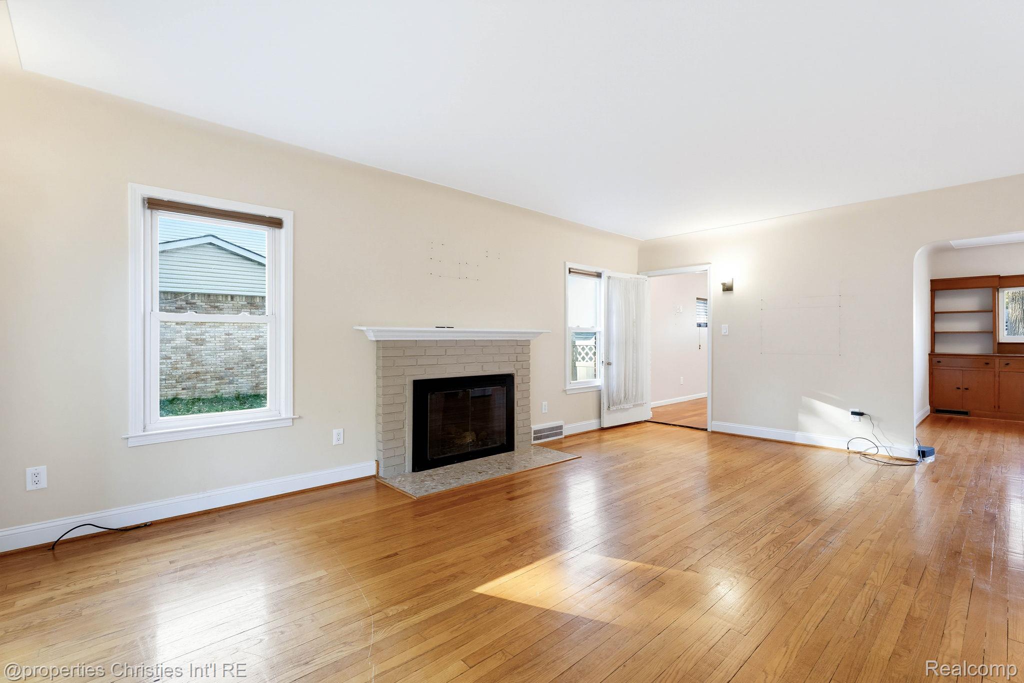 321 Fisher Court
