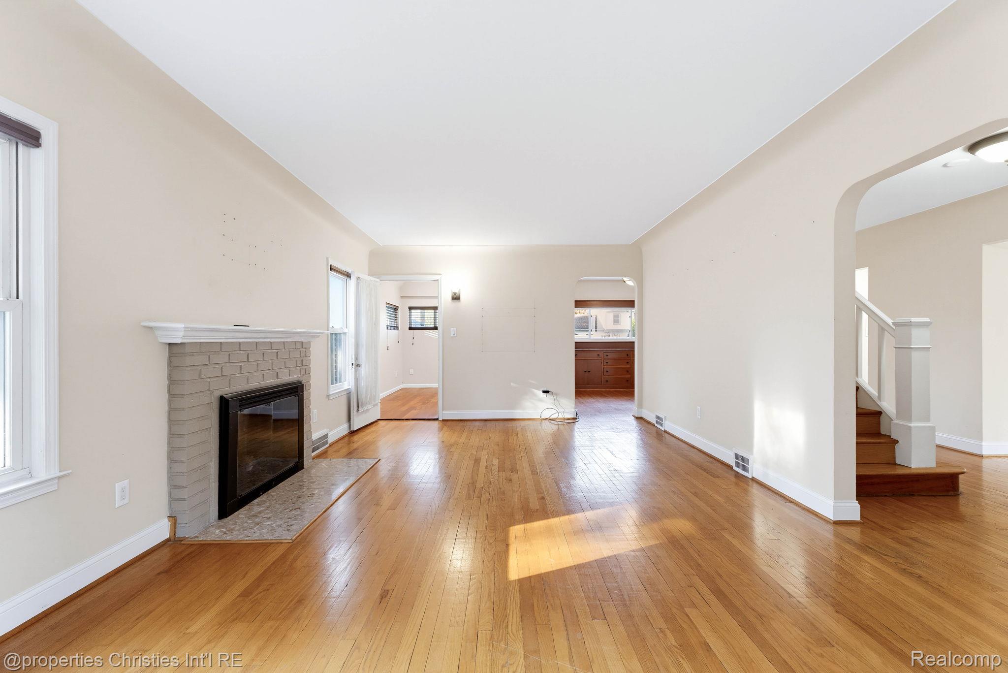 321 Fisher Court