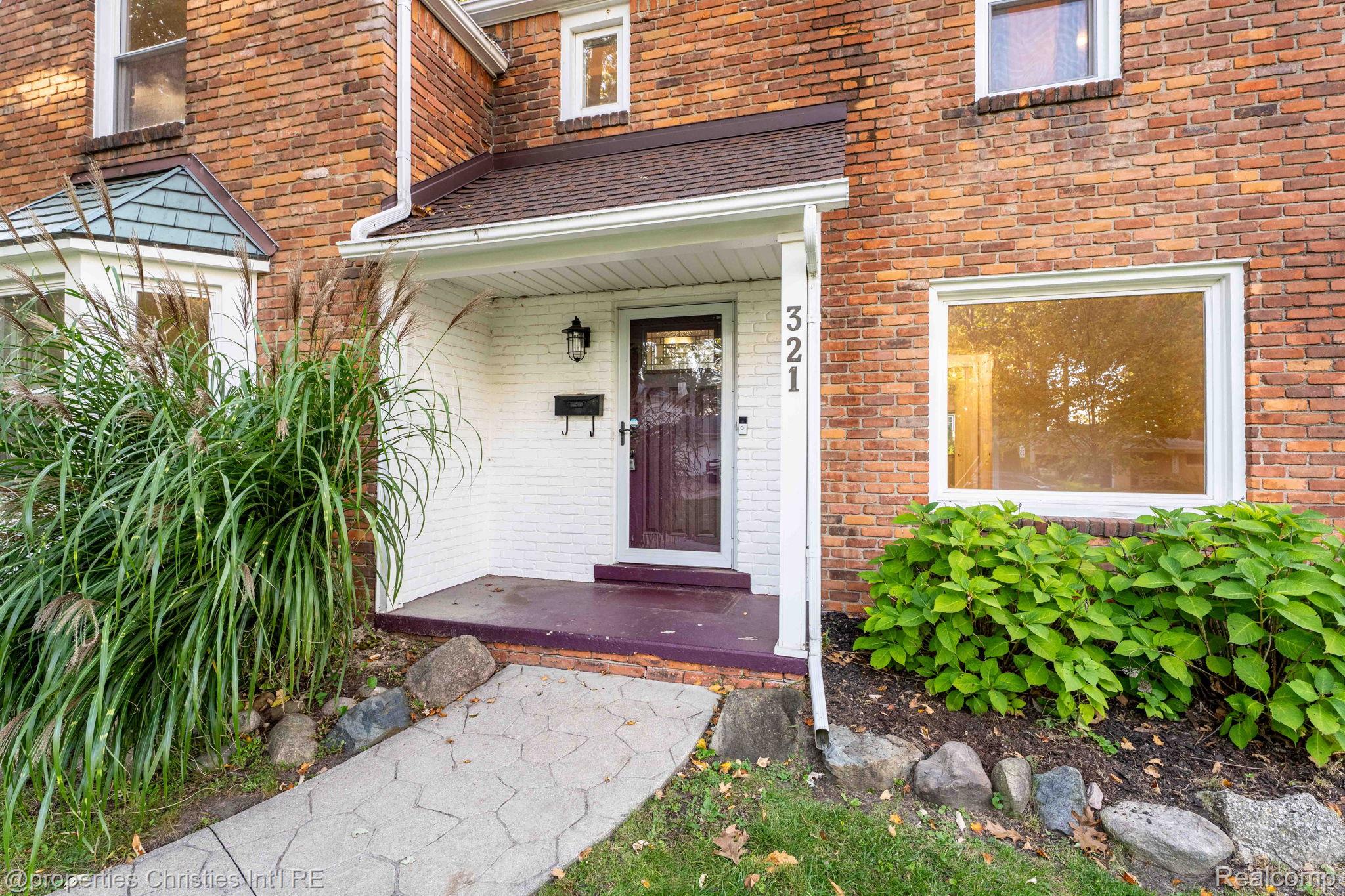 321 Fisher Court