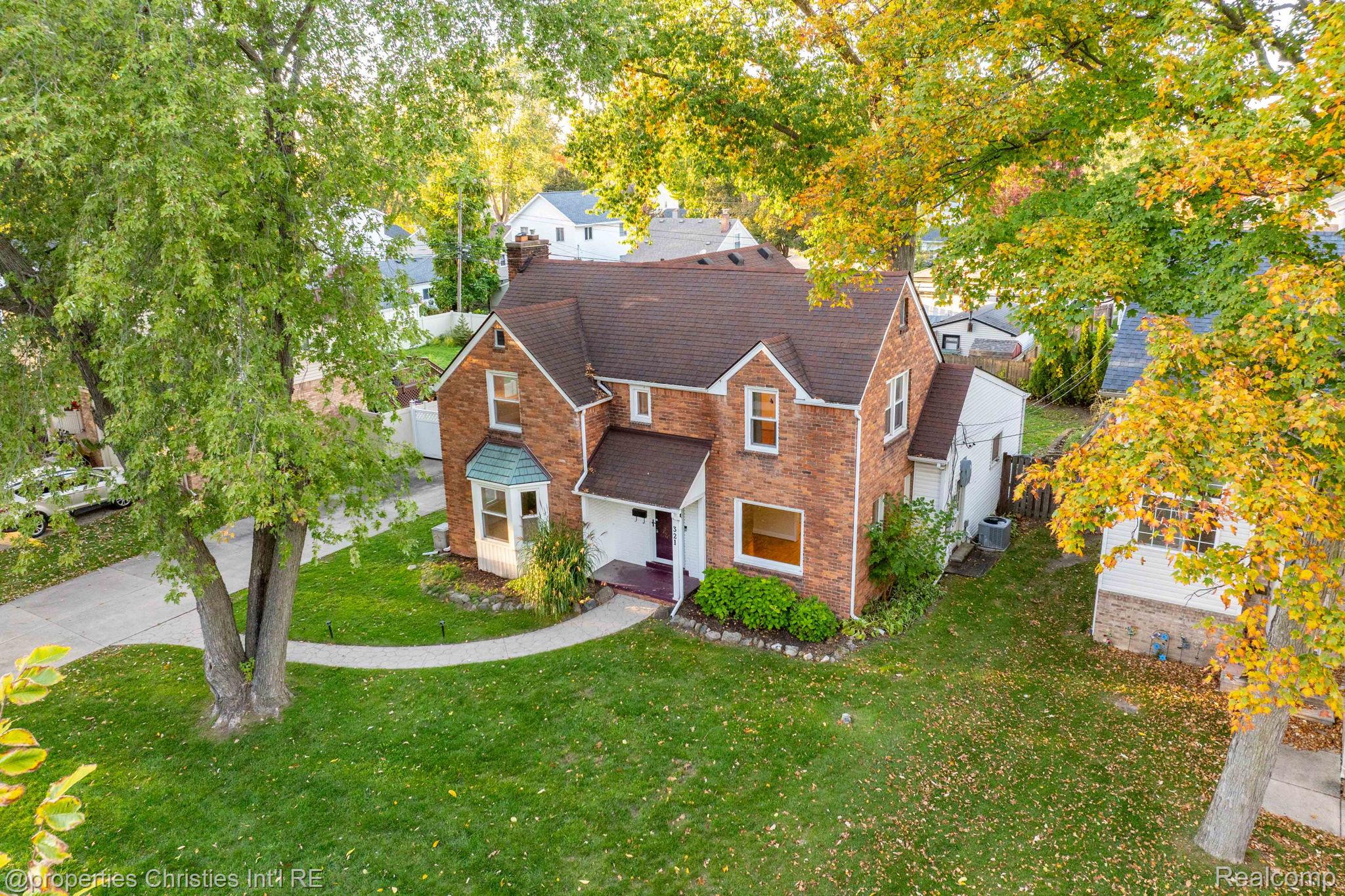 321 Fisher Court