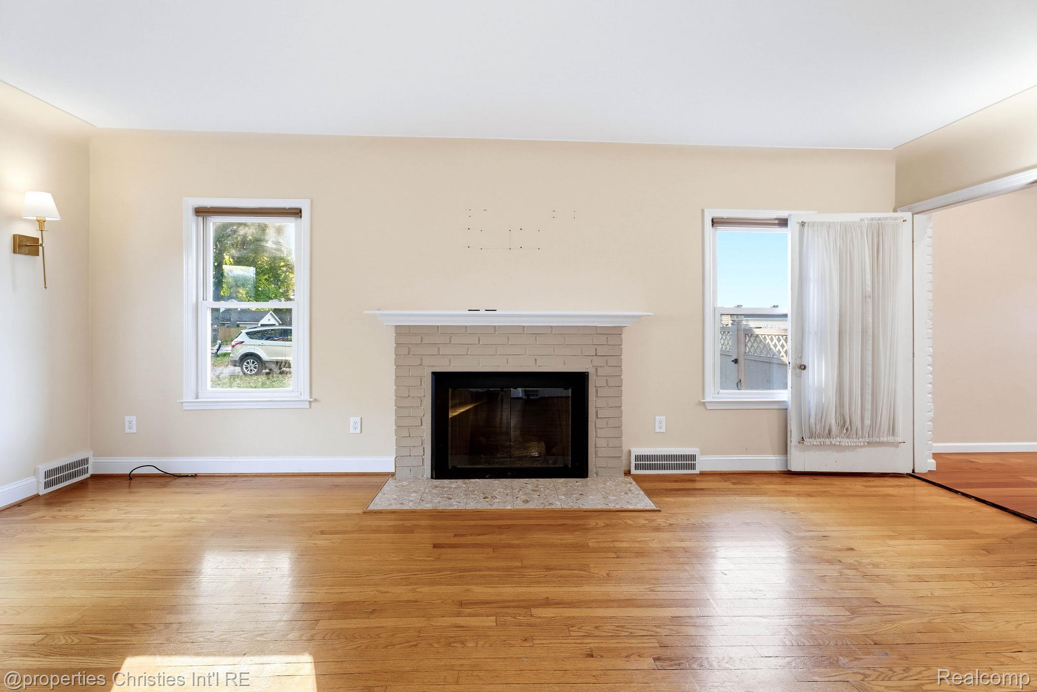 321 Fisher Court