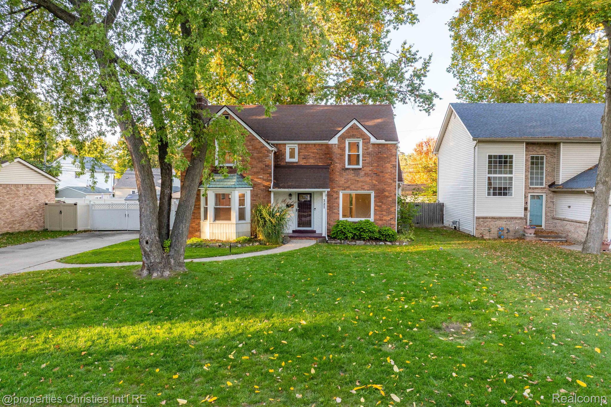 321 Fisher Court