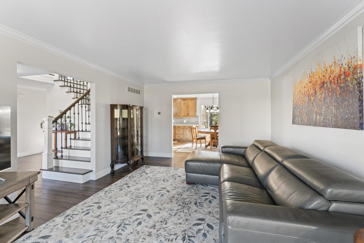 6862 Fieldstone Drive