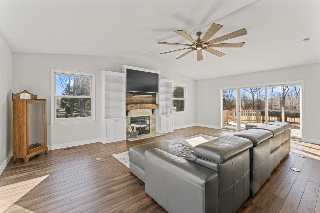 6862 Fieldstone Drive