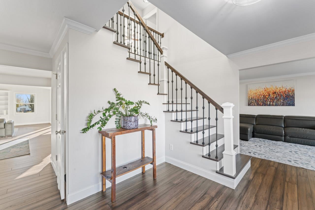 6862 Fieldstone Drive