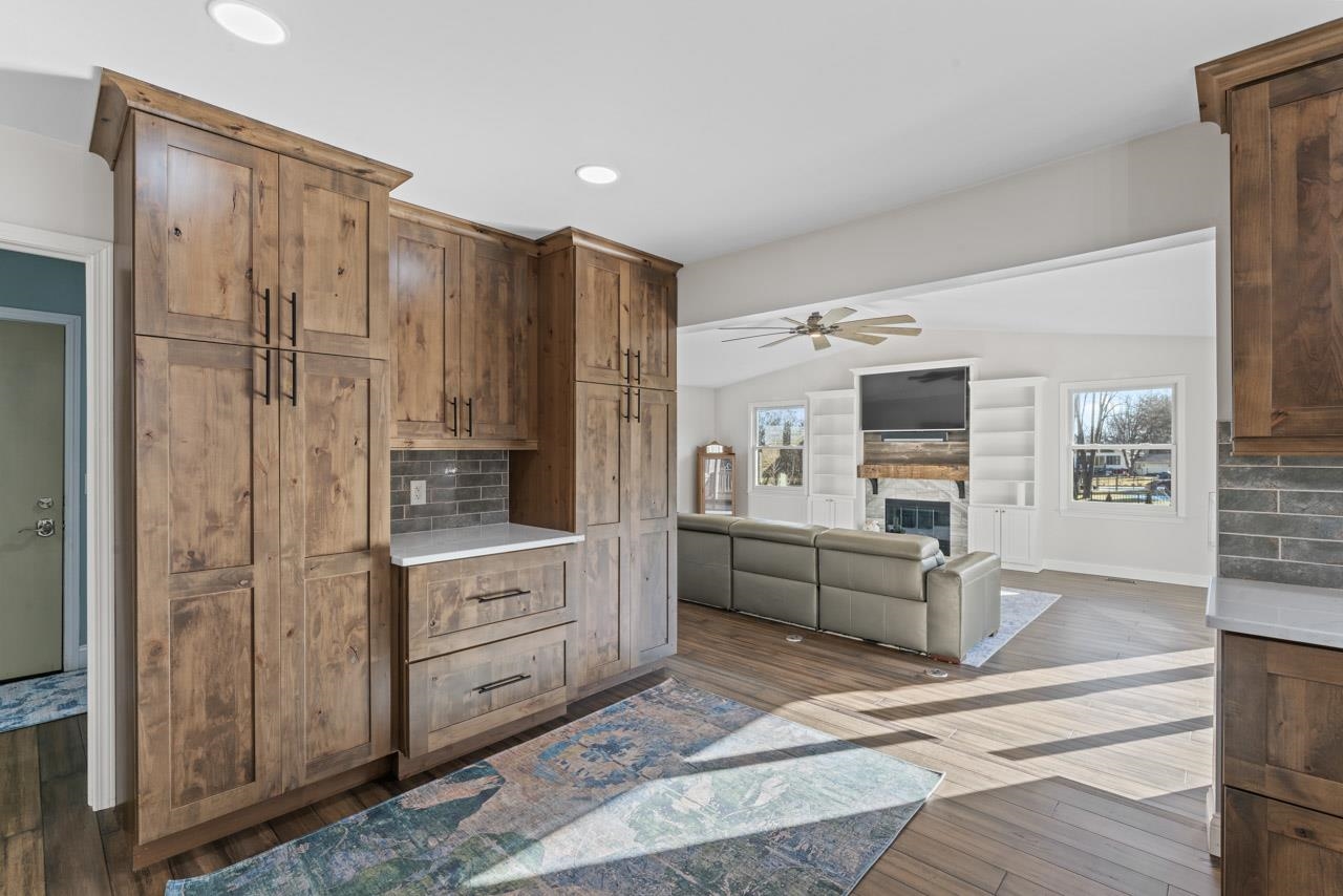 6862 Fieldstone Drive
