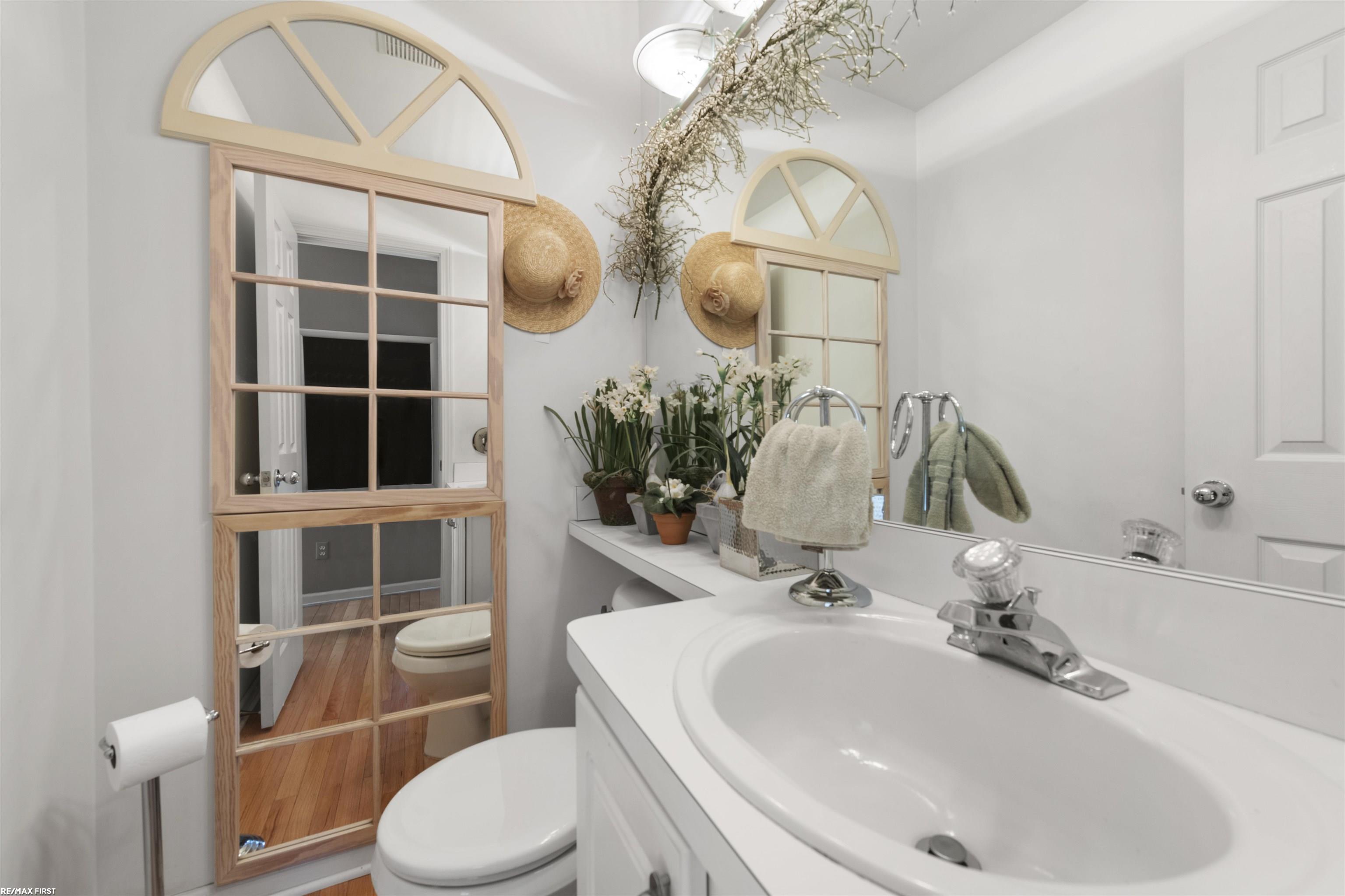 48727 Fairmont Drive