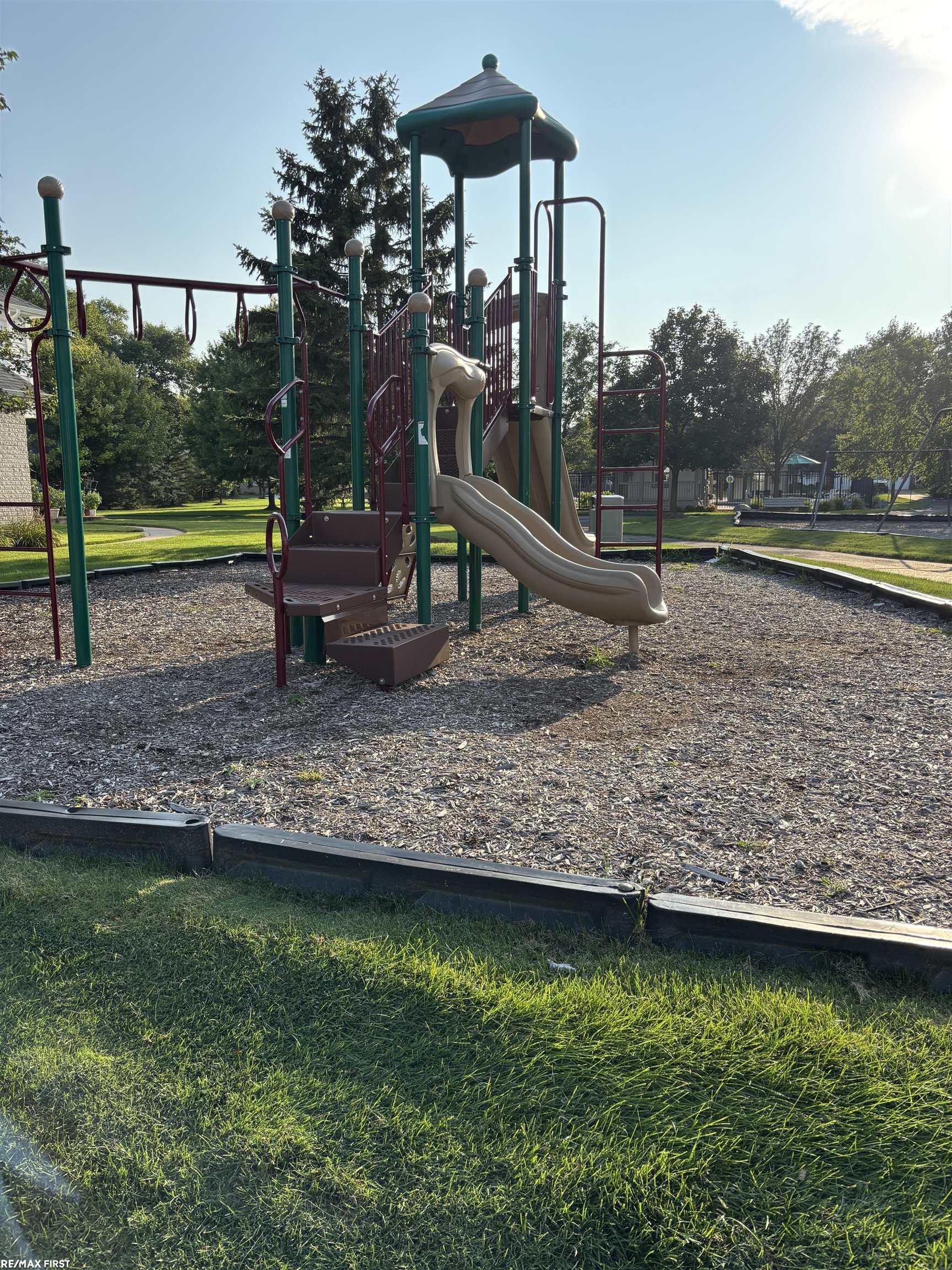 48727 Fairmont Drive