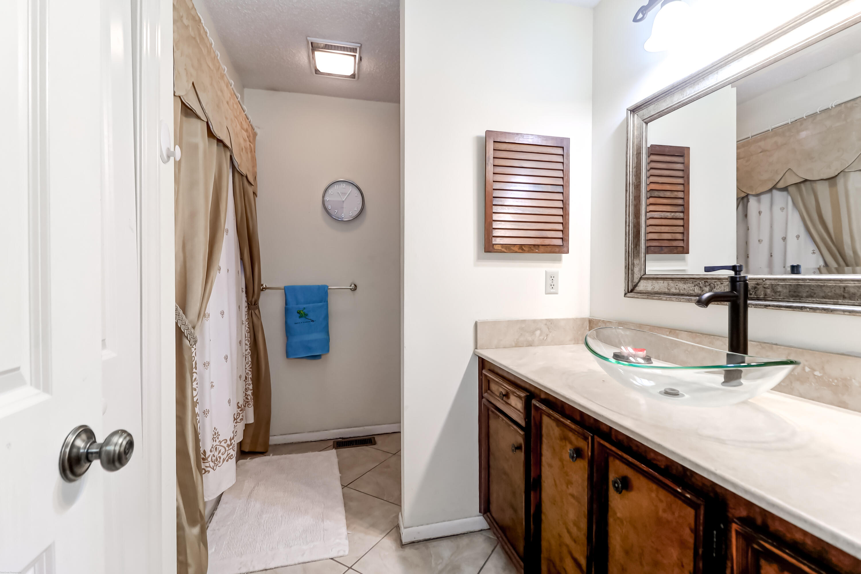 1586 Oak Island Drive