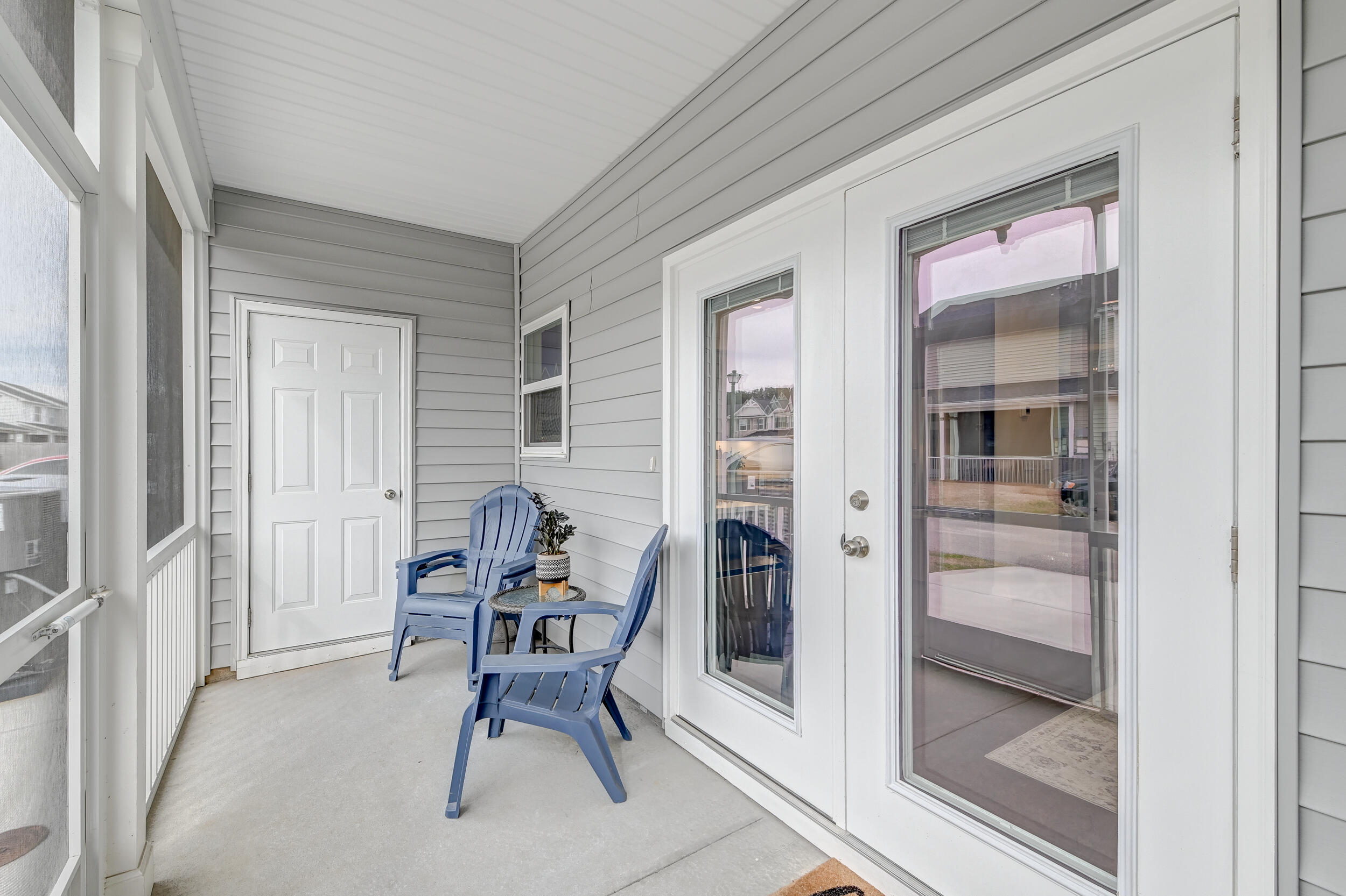352 Silverdrop Street