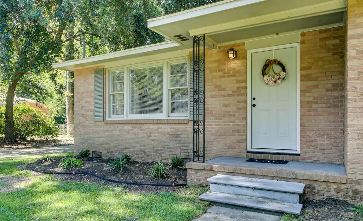 759 W Westchester Drive